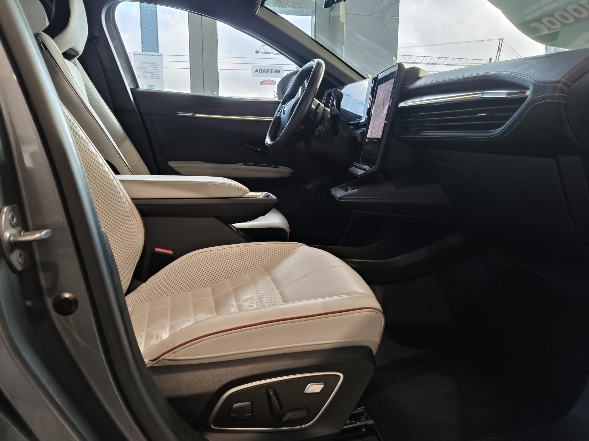 Renault Megane E-Tech Iconic Super Charge