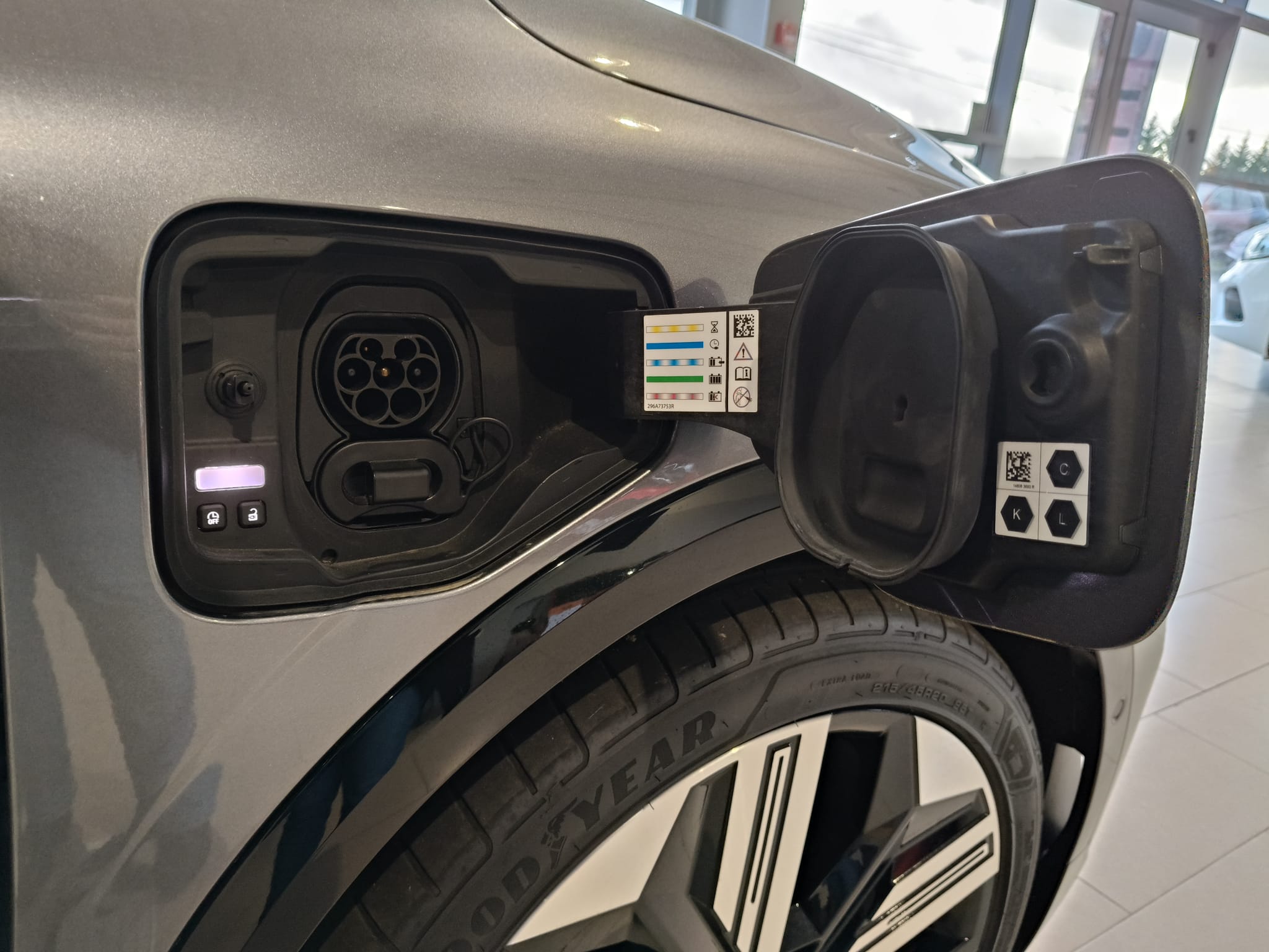 Renault Megane E-Tech Iconic Super Charge