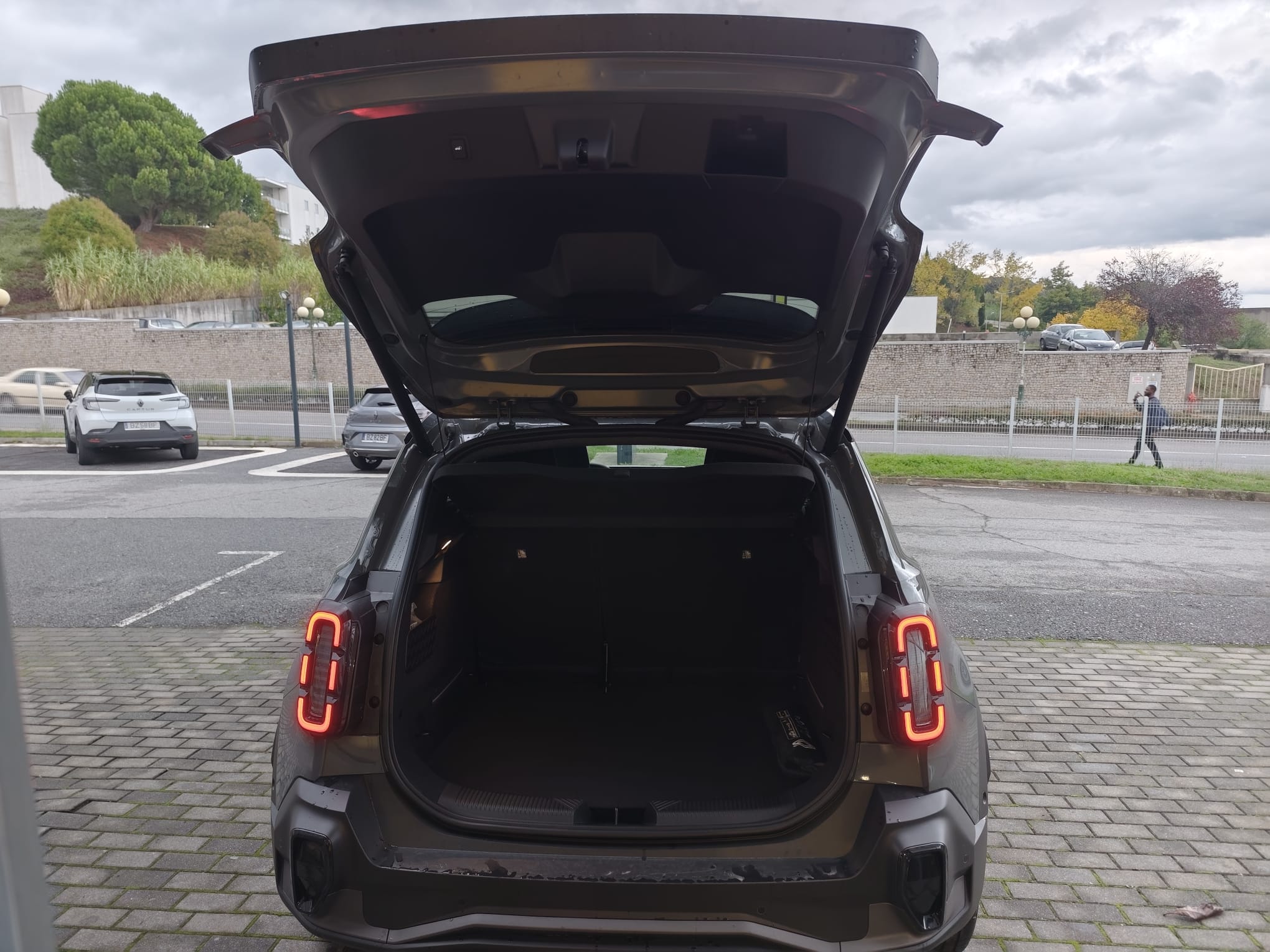 Renault 4 E-Tech Techno