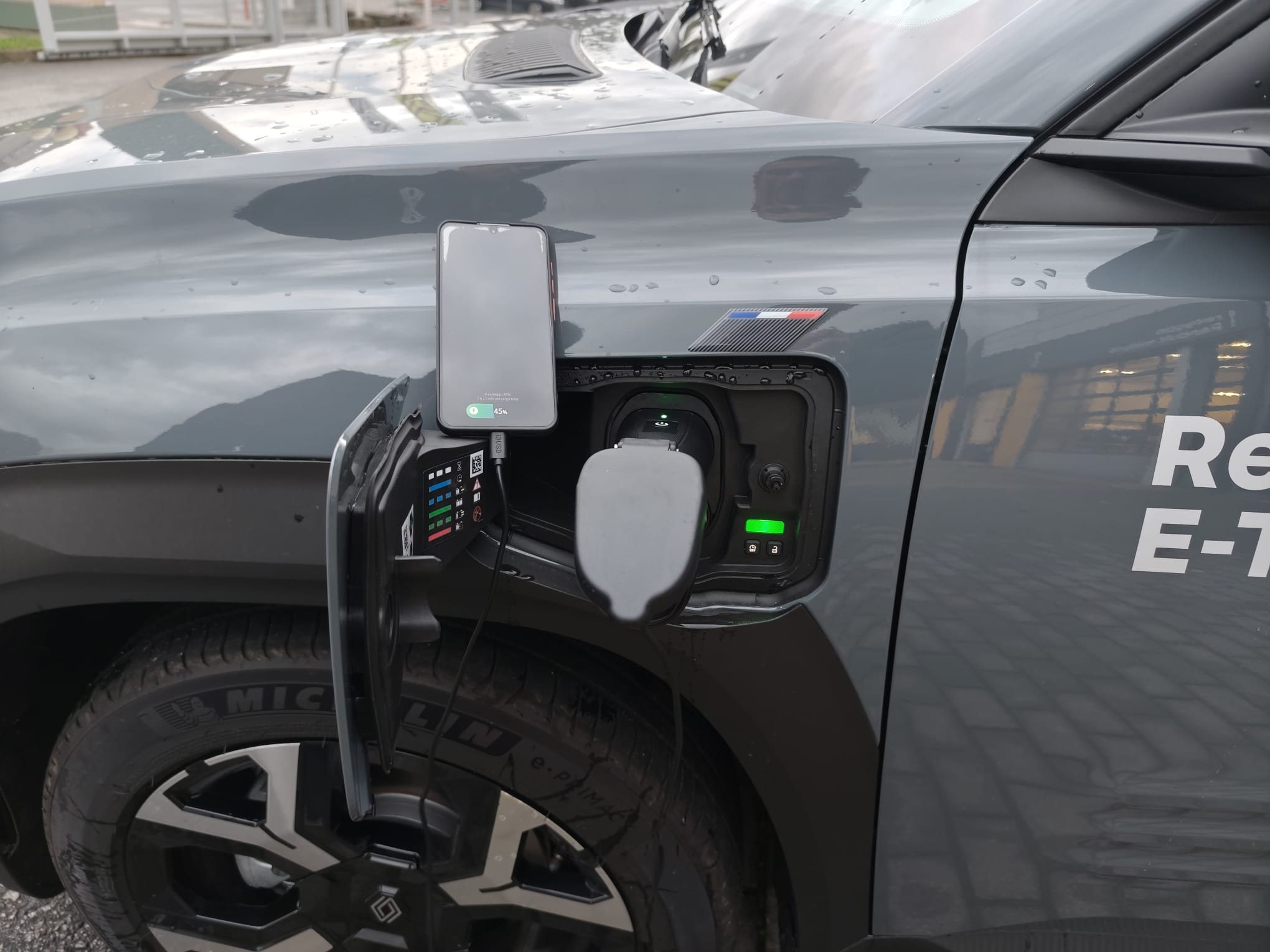 Renault 4 E-Tech Techno