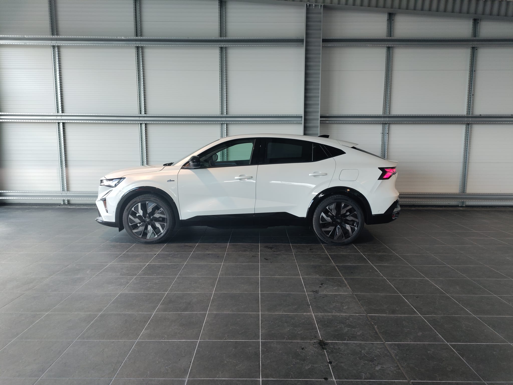 Renault Rafale Esprit Alpine Hyper Hybrid