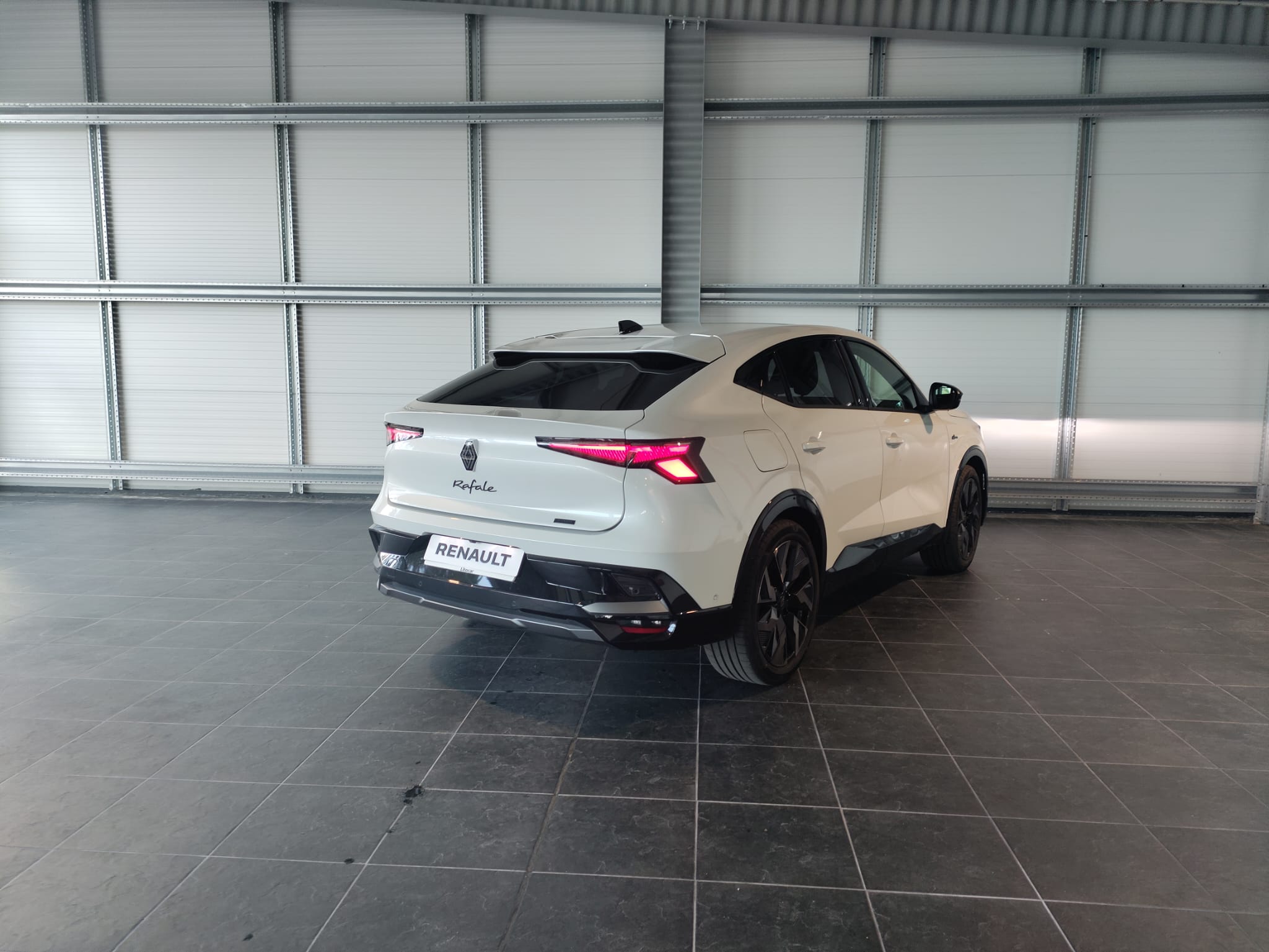 Renault Rafale Esprit Alpine Hyper Hybrid