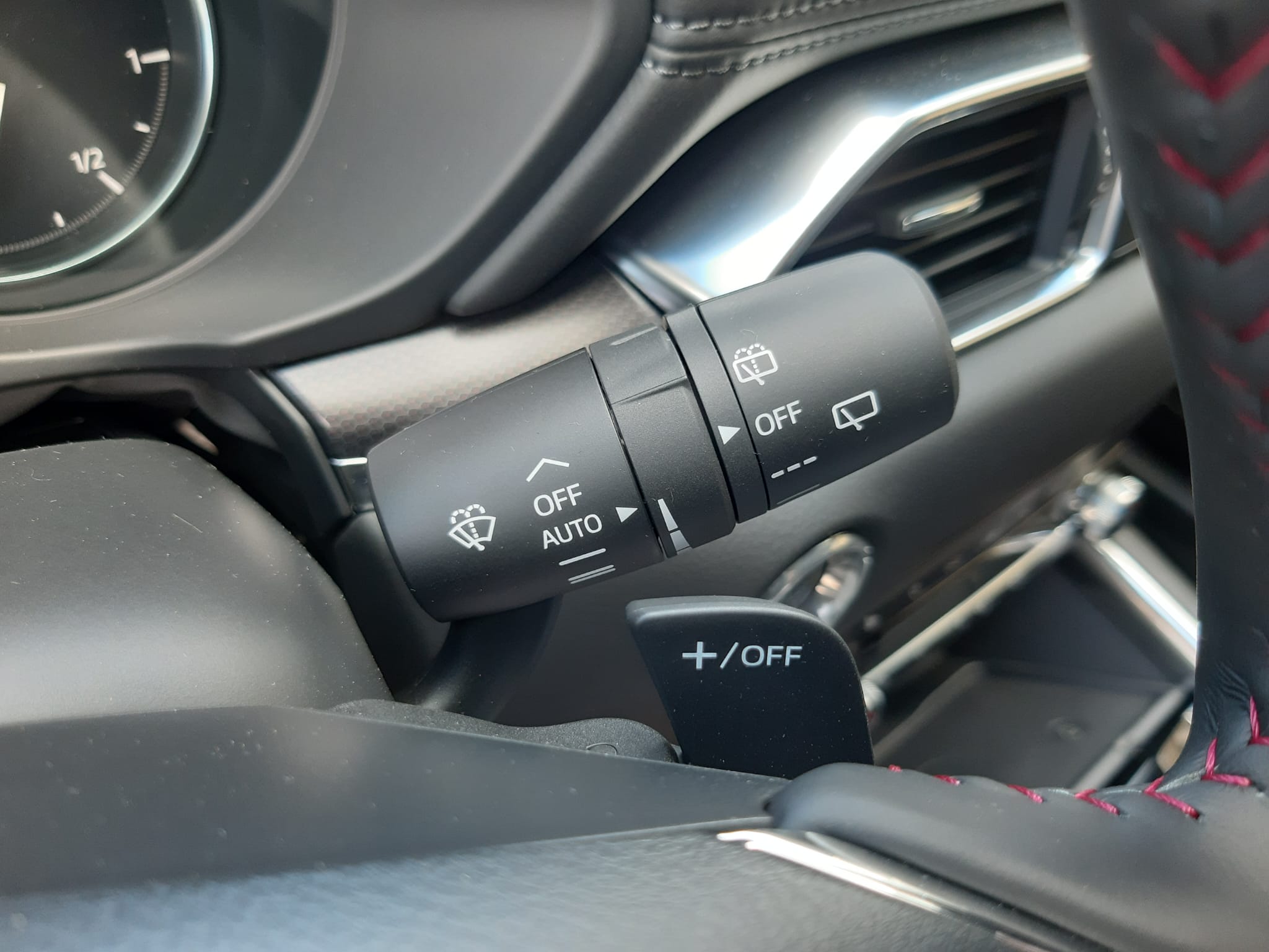 Mazda CX-5 Homura Comfort Black Pack