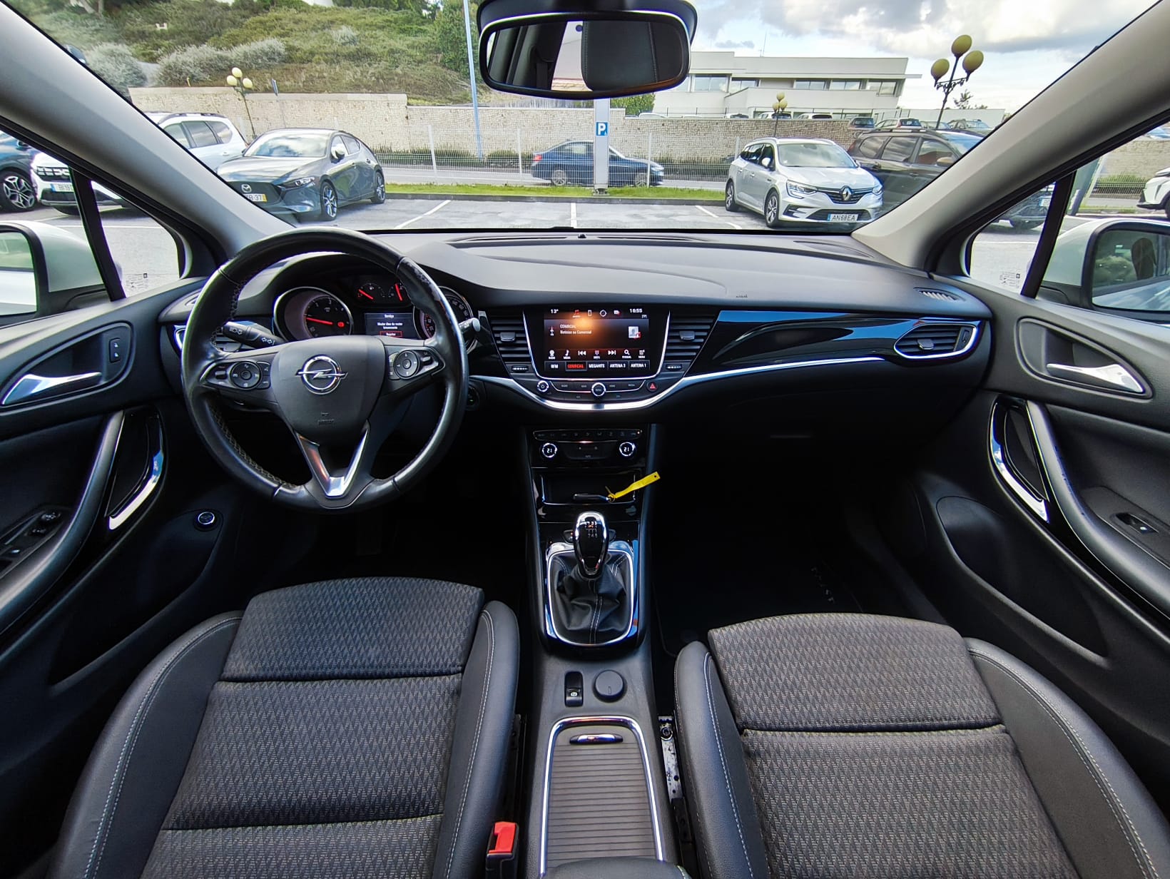 Opel Astra Sport Tourer Innovation