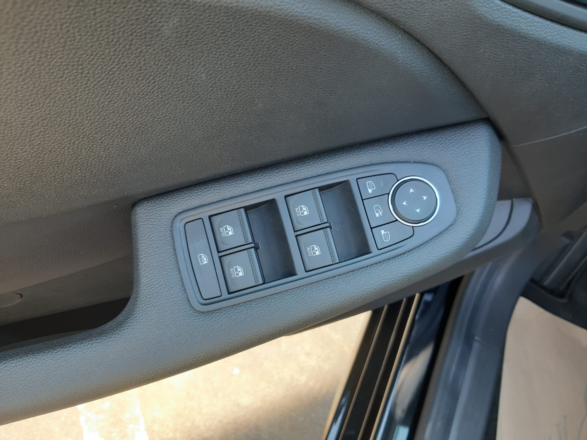 Mitsubishi Colt Invite