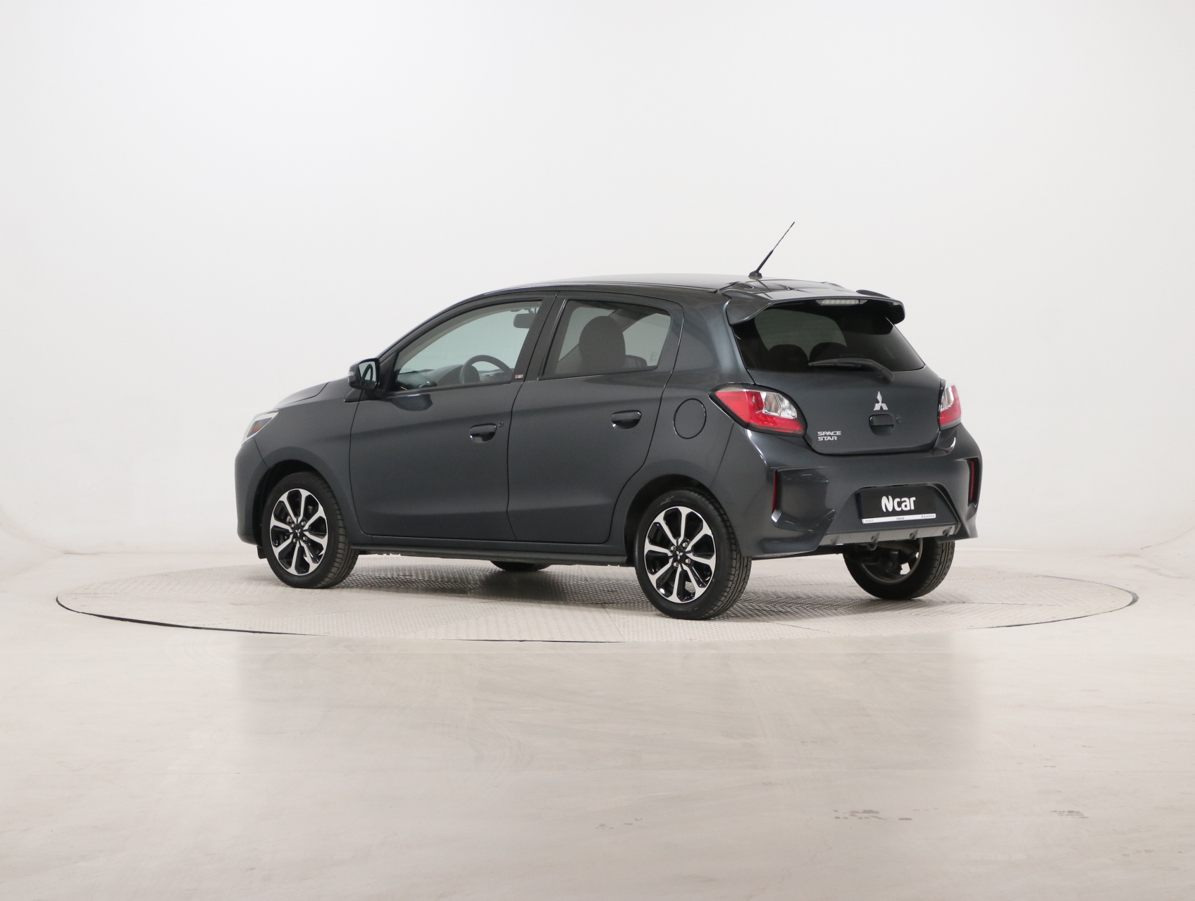 Mitsubishi Space Star Connect Edition