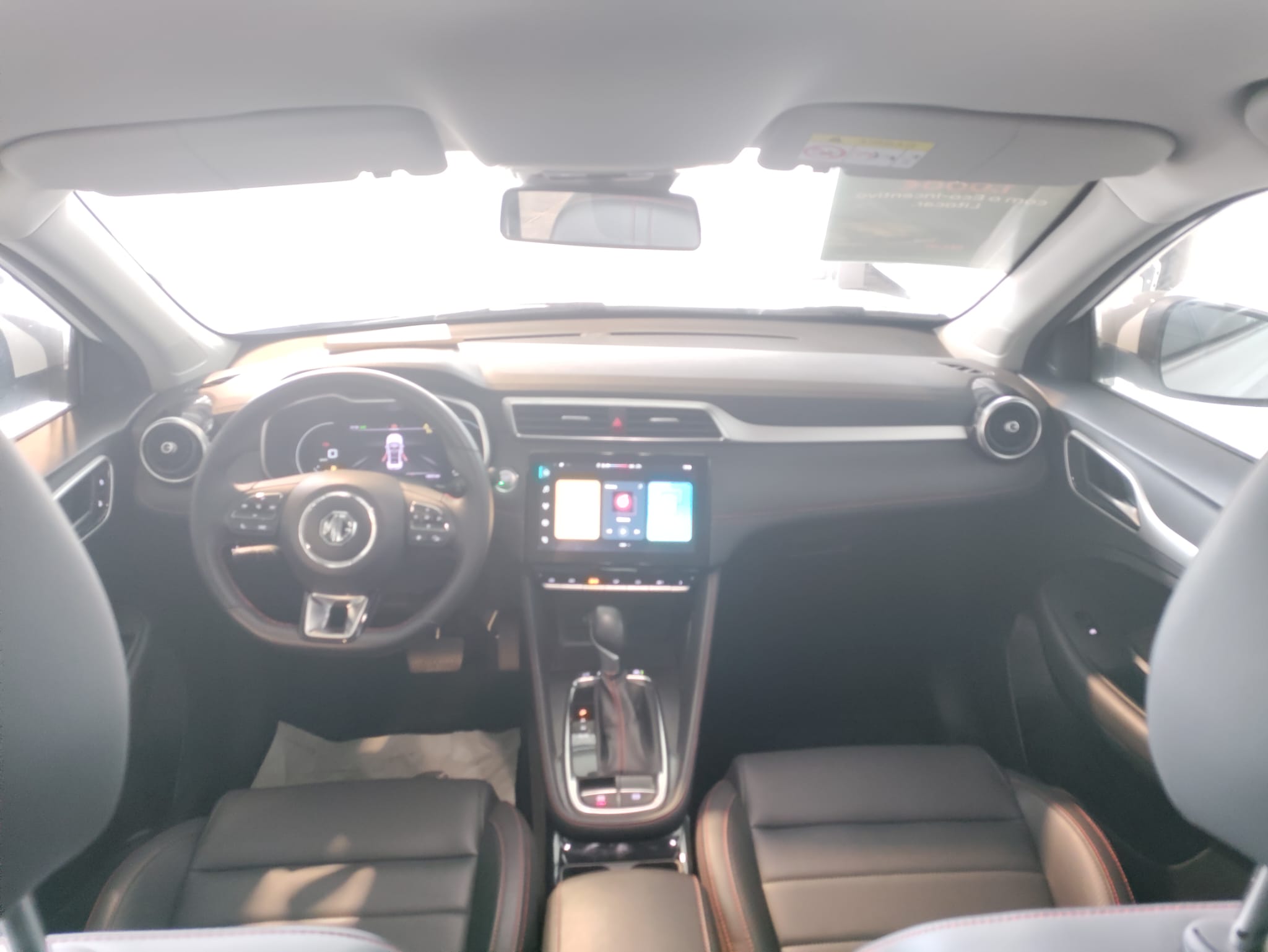 MG ZS Luxury