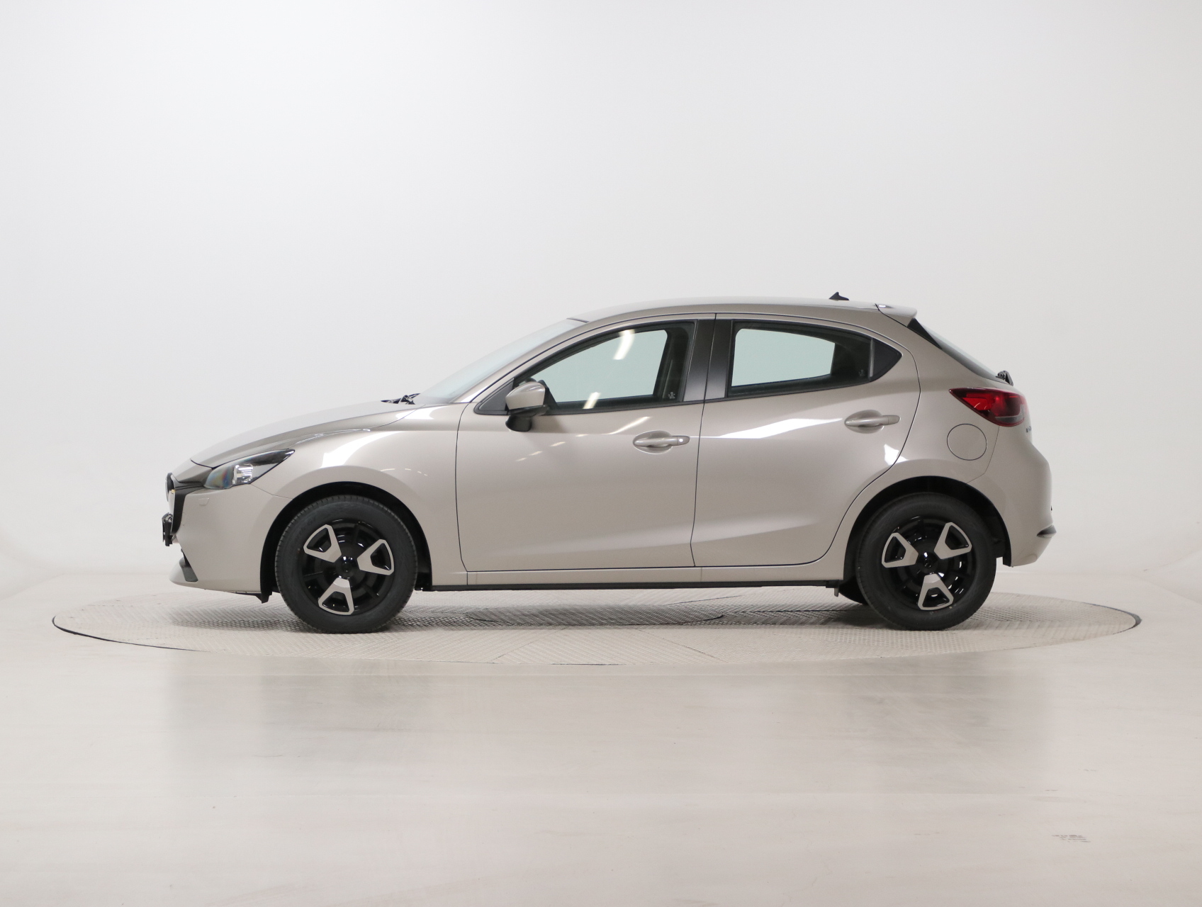 Mazda 2 Centre-Line