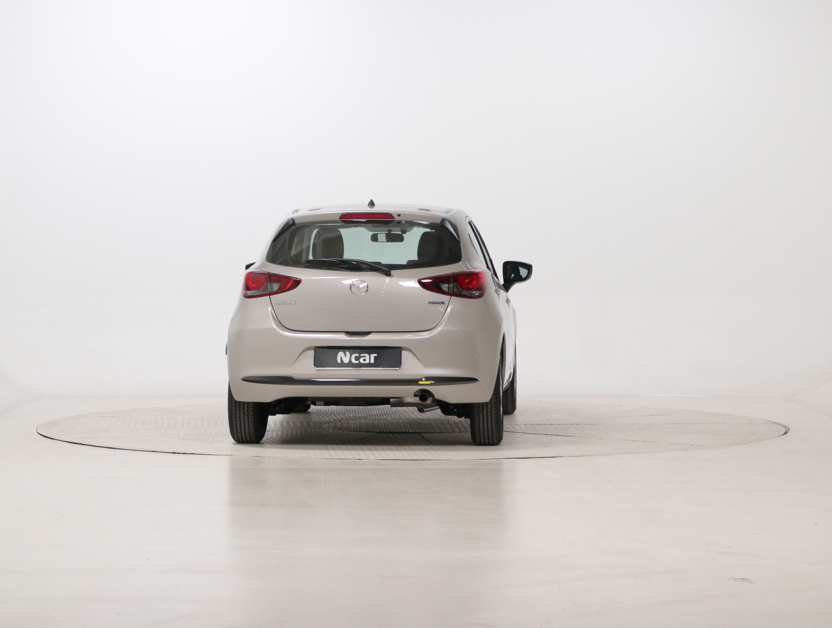 Mazda 2 Centre-Line