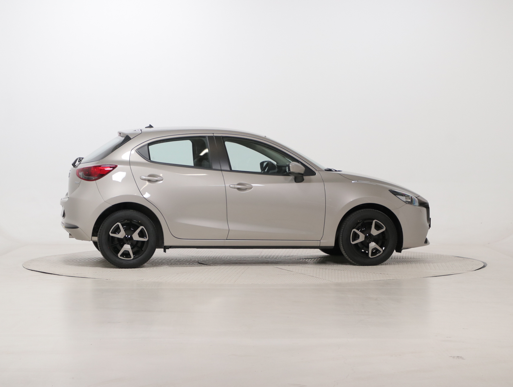 Mazda 2 Centre-Line