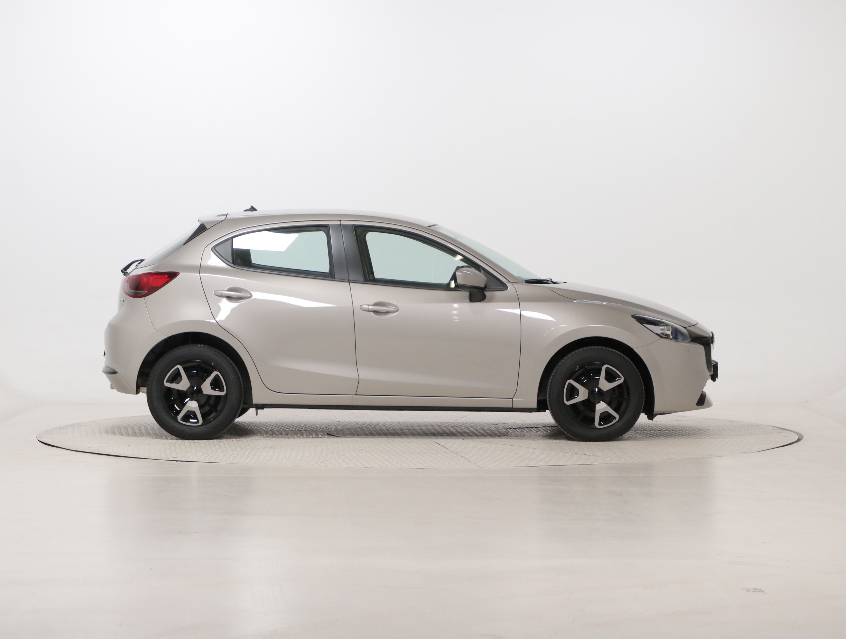 Mazda 2 Centre-Line