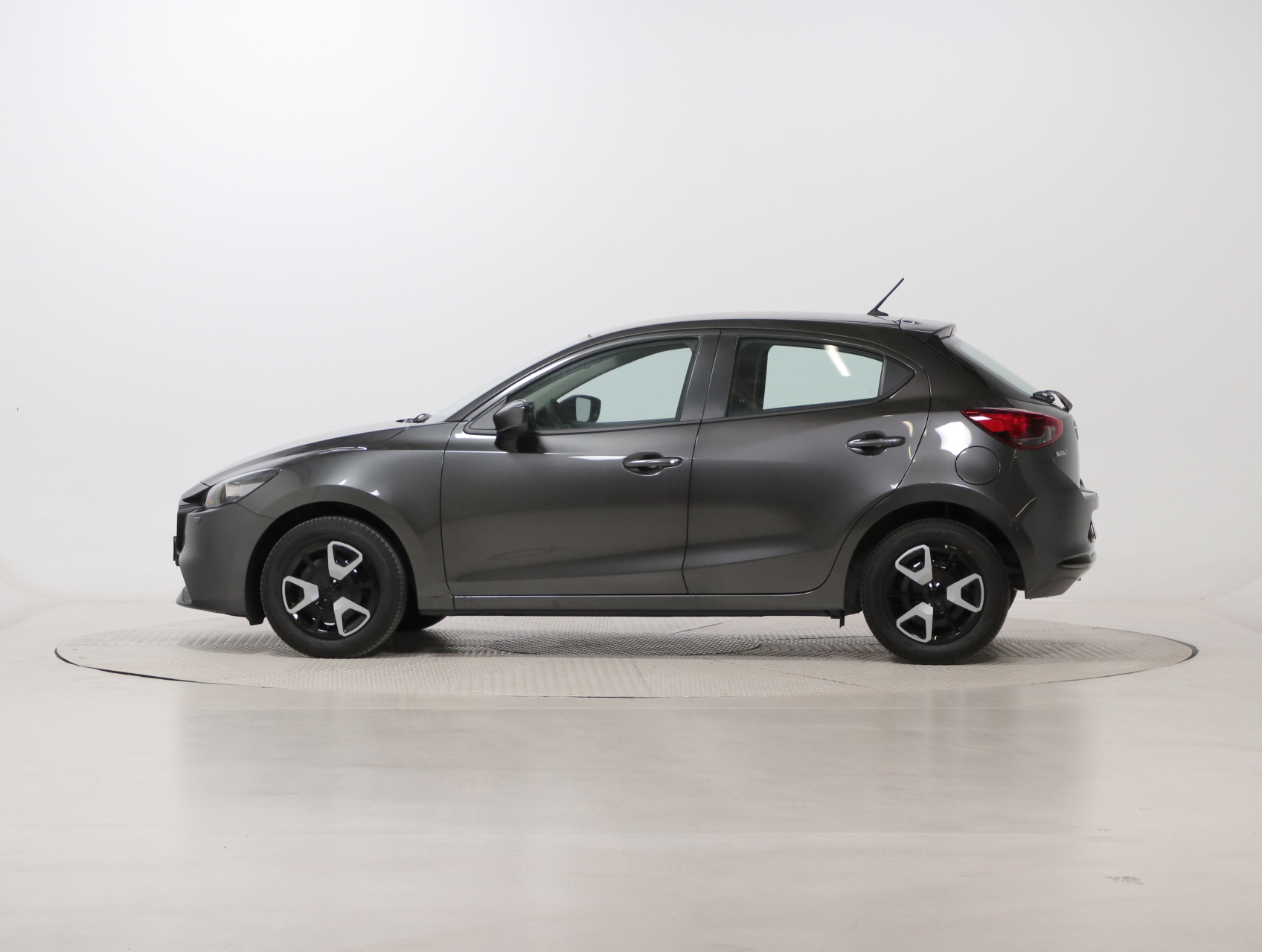 Mazda 2 Centre-Line