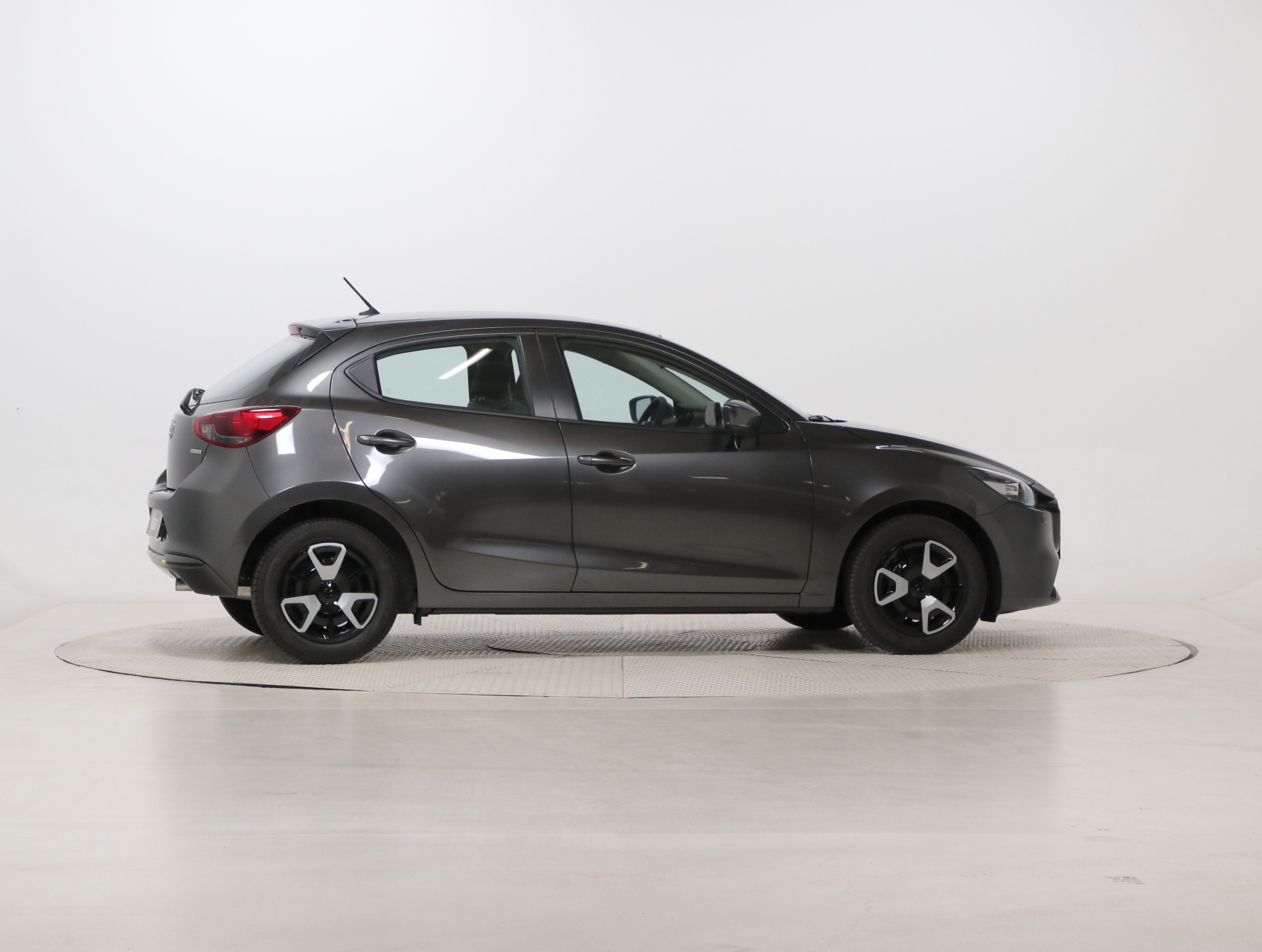 Mazda 2 Centre-Line