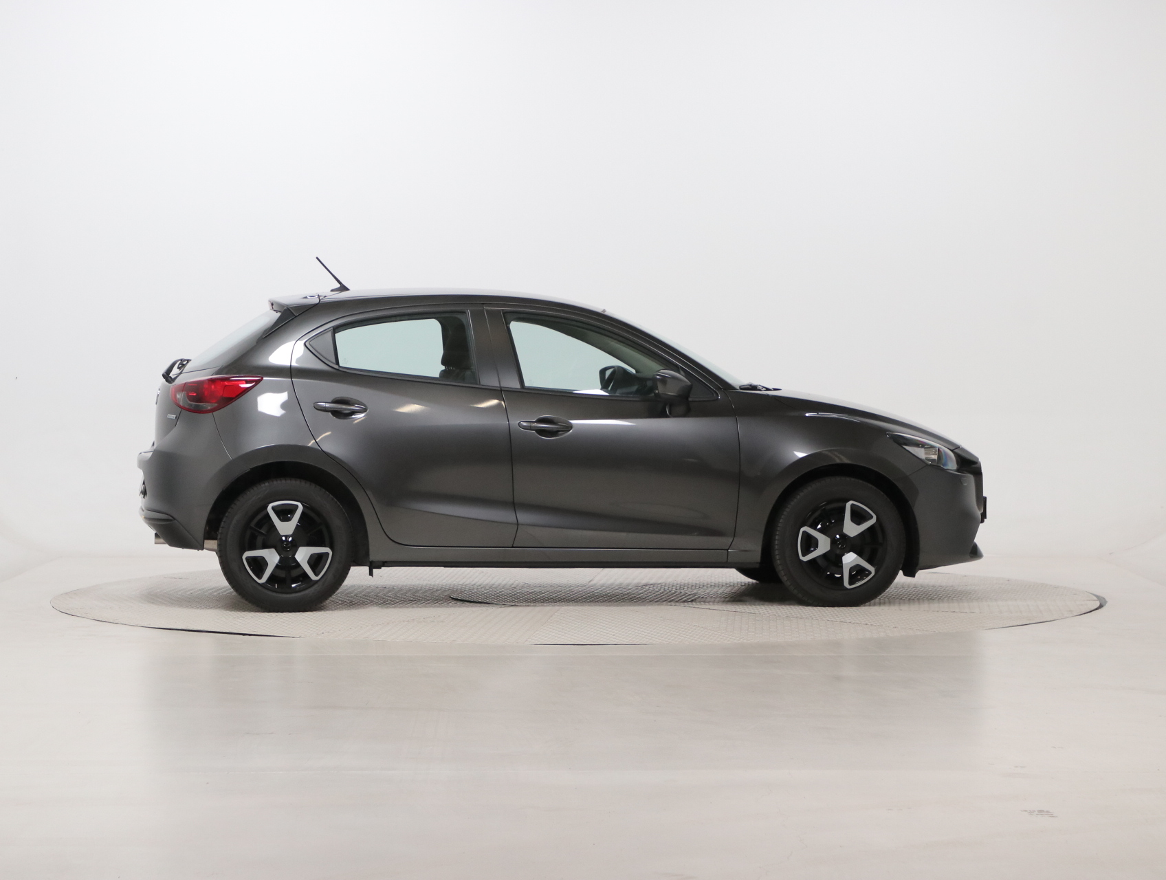 Mazda 2 Centre-Line
