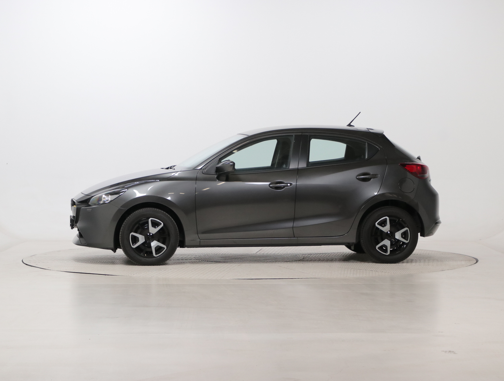Mazda 2 Centre-Line