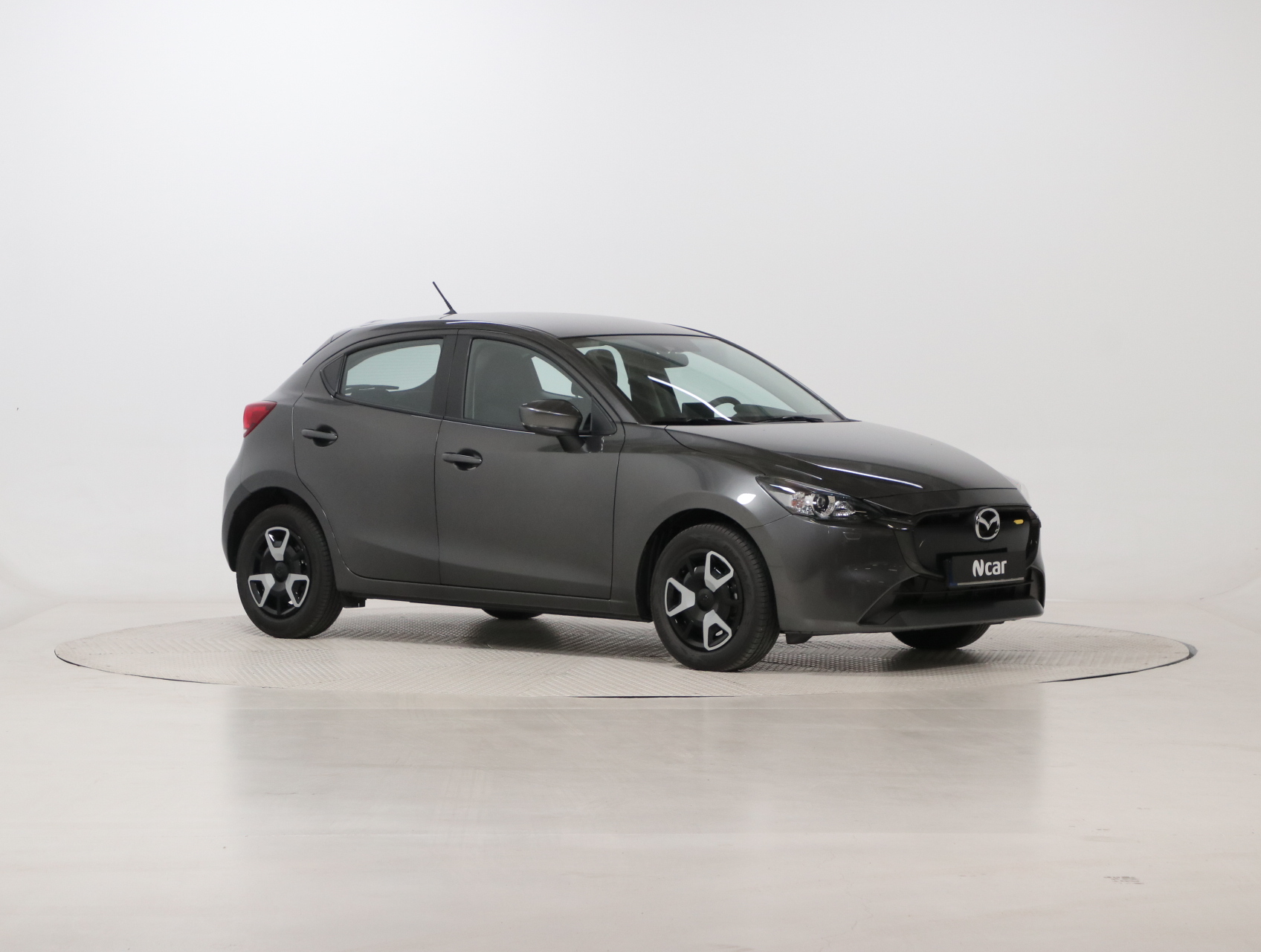 Mazda 2 Centre-Line