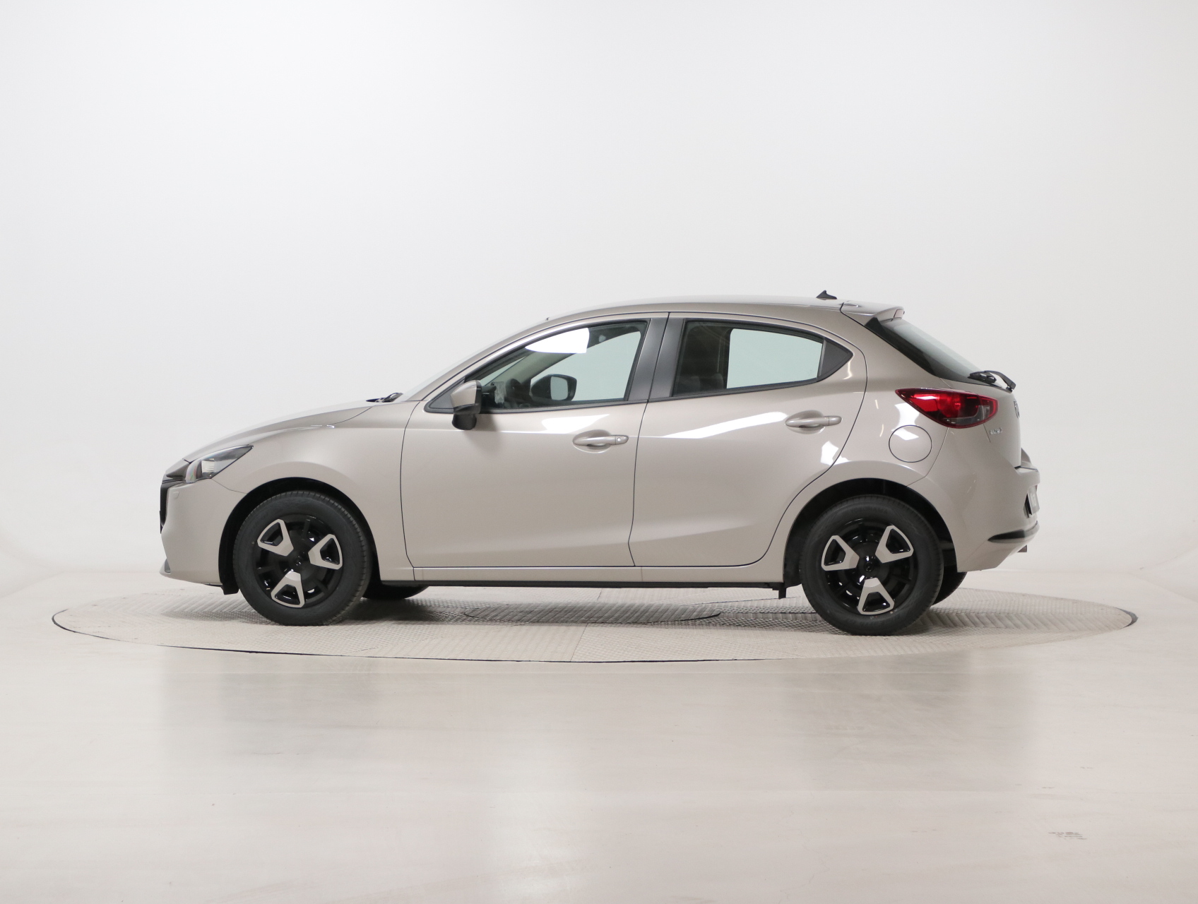 Mazda 2 Centre-Line