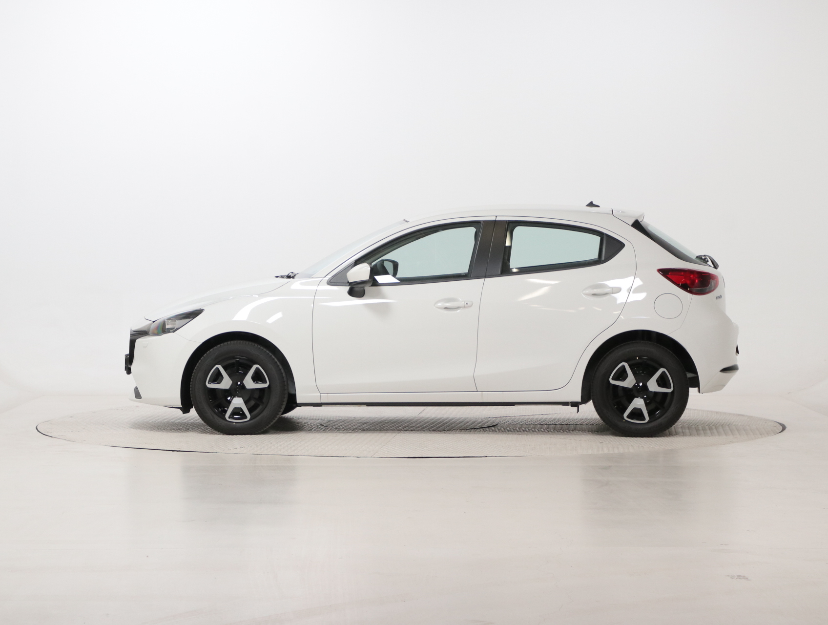 Mazda 2 Centre-Line