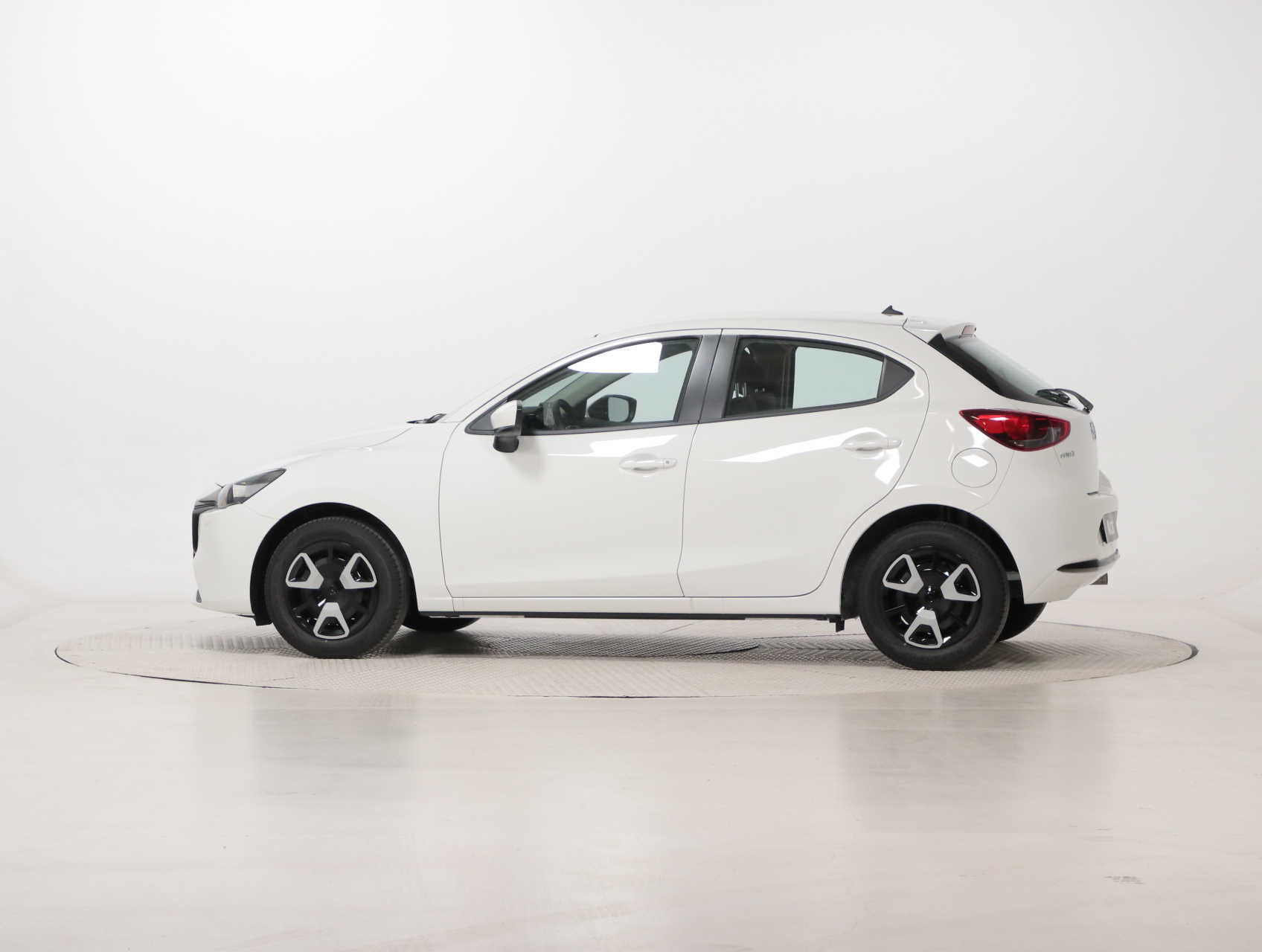 Mazda 2 Centre-Line