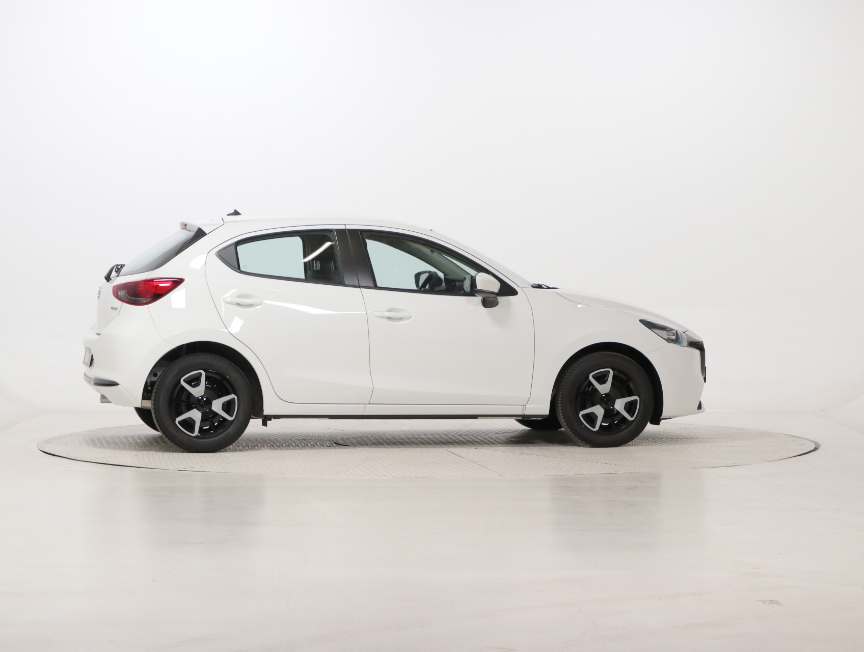 Mazda 2 Centre-Line