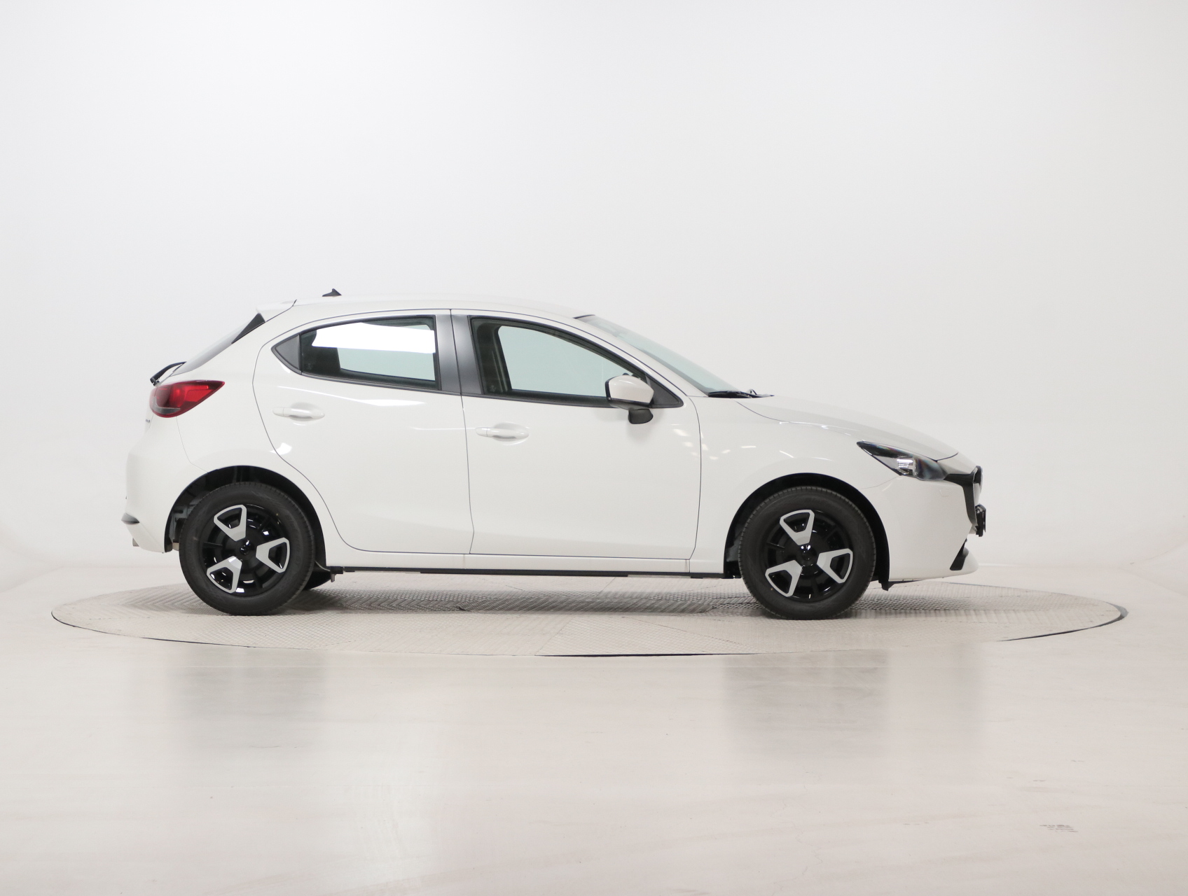 Mazda 2 Centre-Line