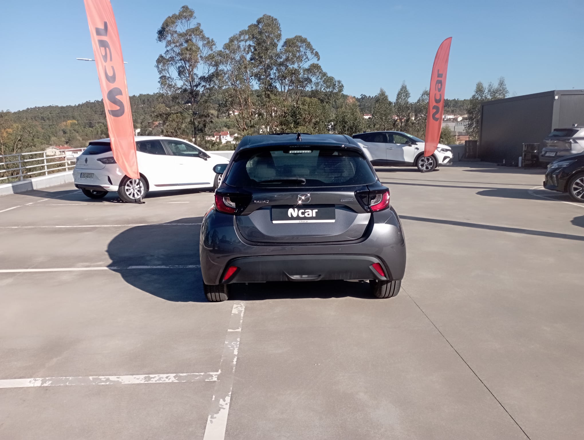 Mazda 2 Hybrid Agile