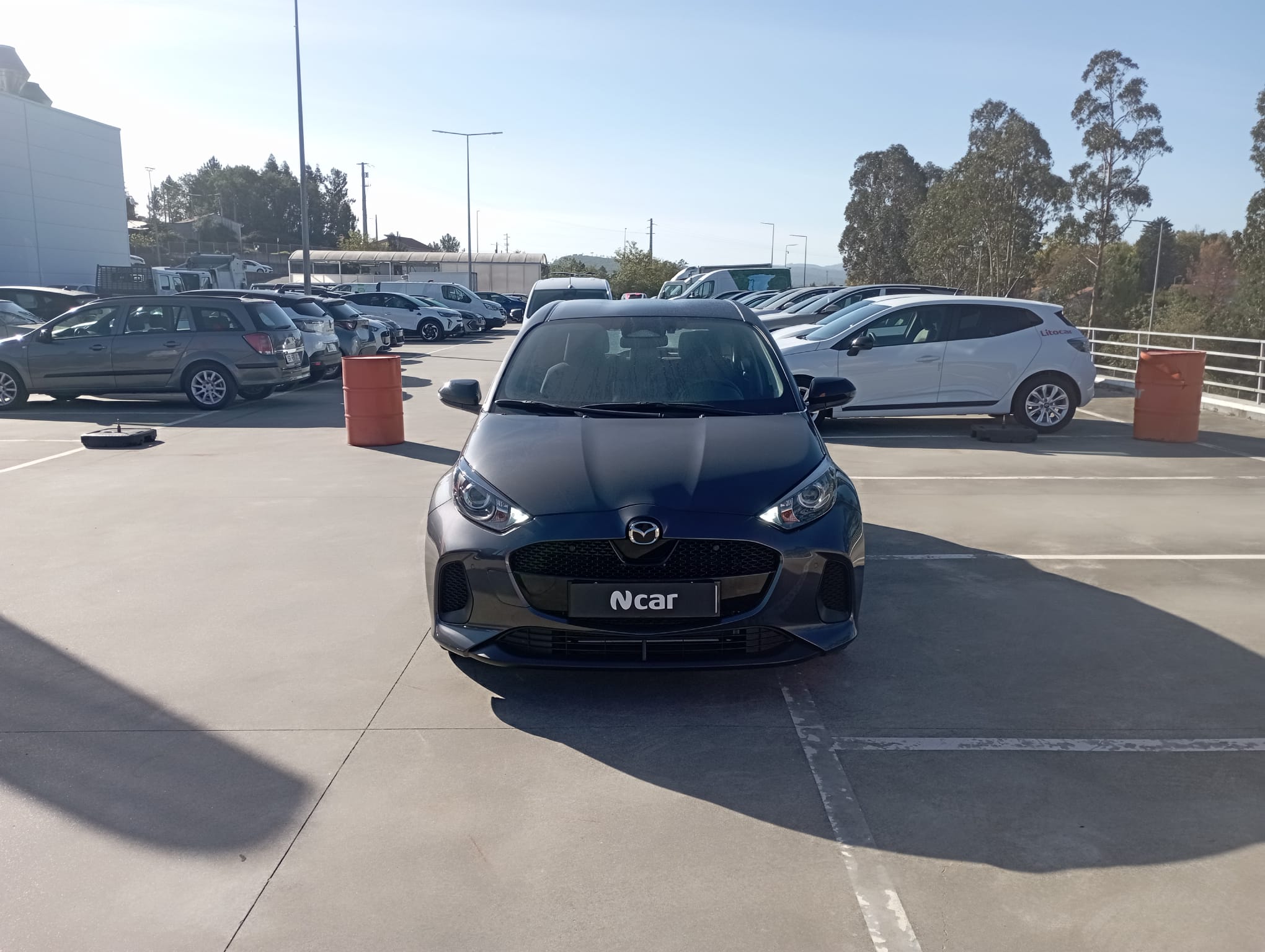 Mazda 2 Hybrid Agile