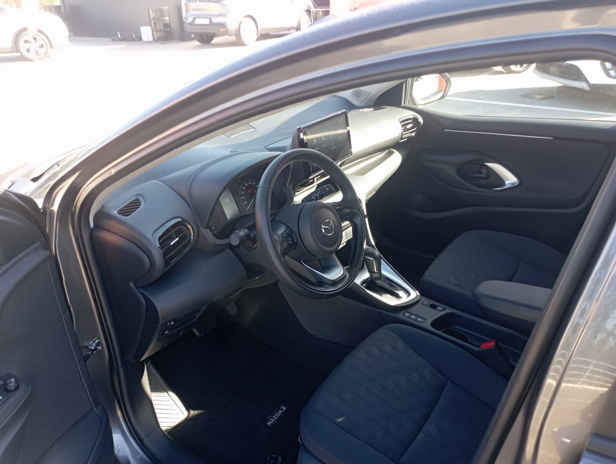 Mazda 2 Hybrid Agile
