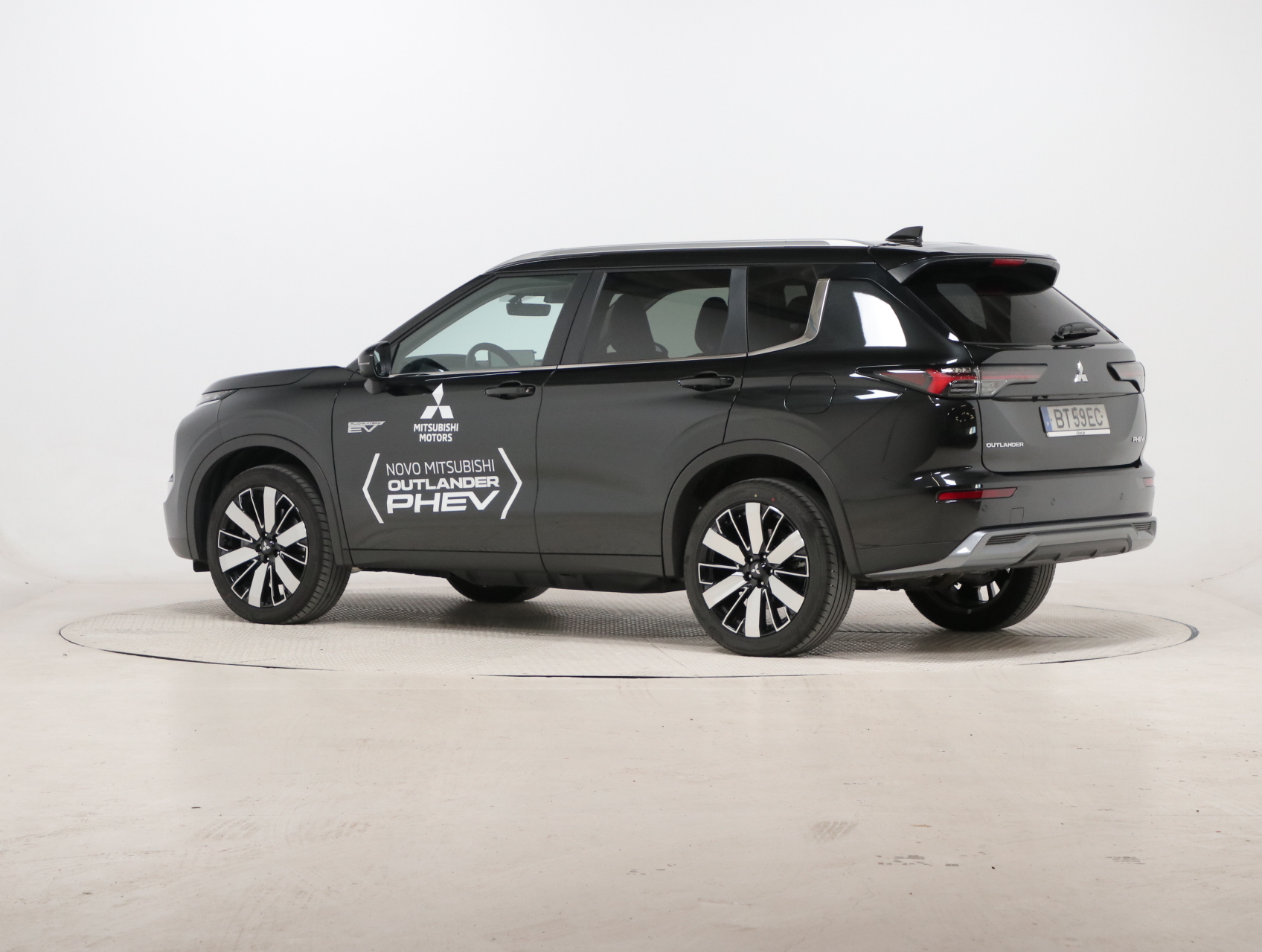 Mitsubishi Outlander Intense Phev