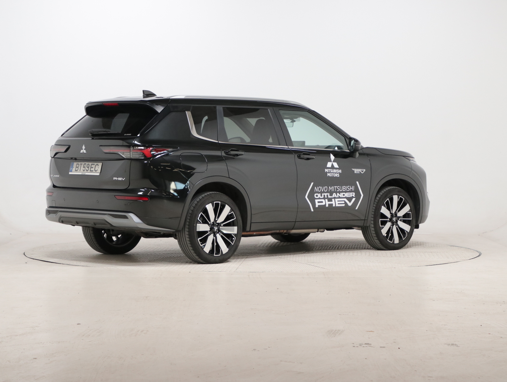 Mitsubishi Outlander Intense Phev