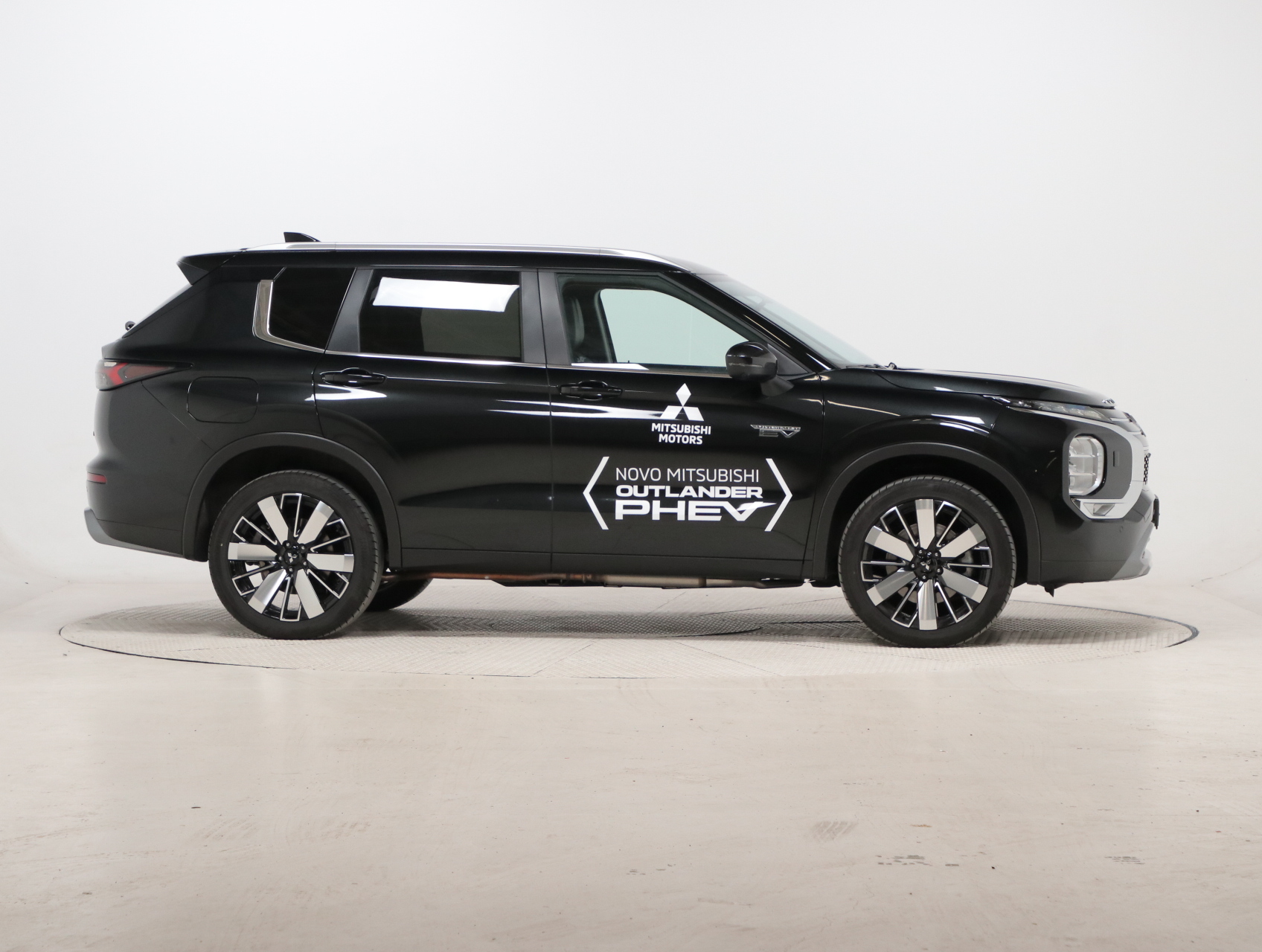 Mitsubishi Outlander Intense Phev