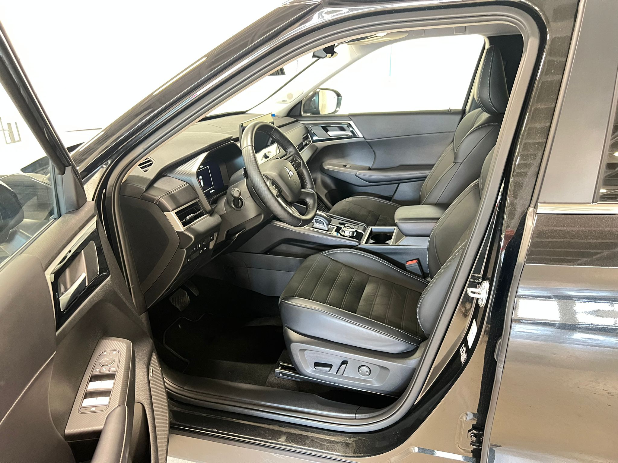 Mitsubishi Outlander Intense Phev