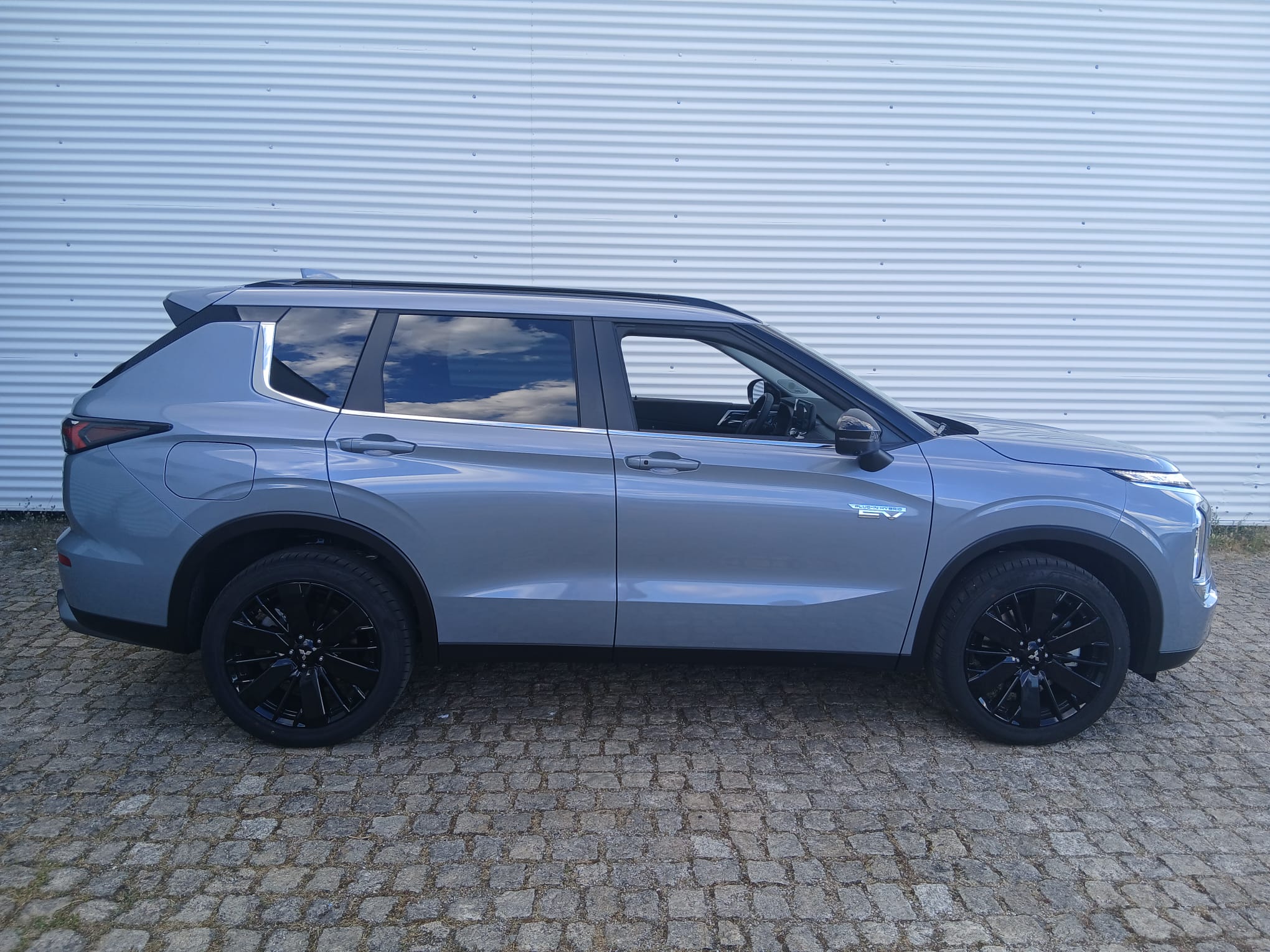 Mitsubishi Outlander Intense Phev