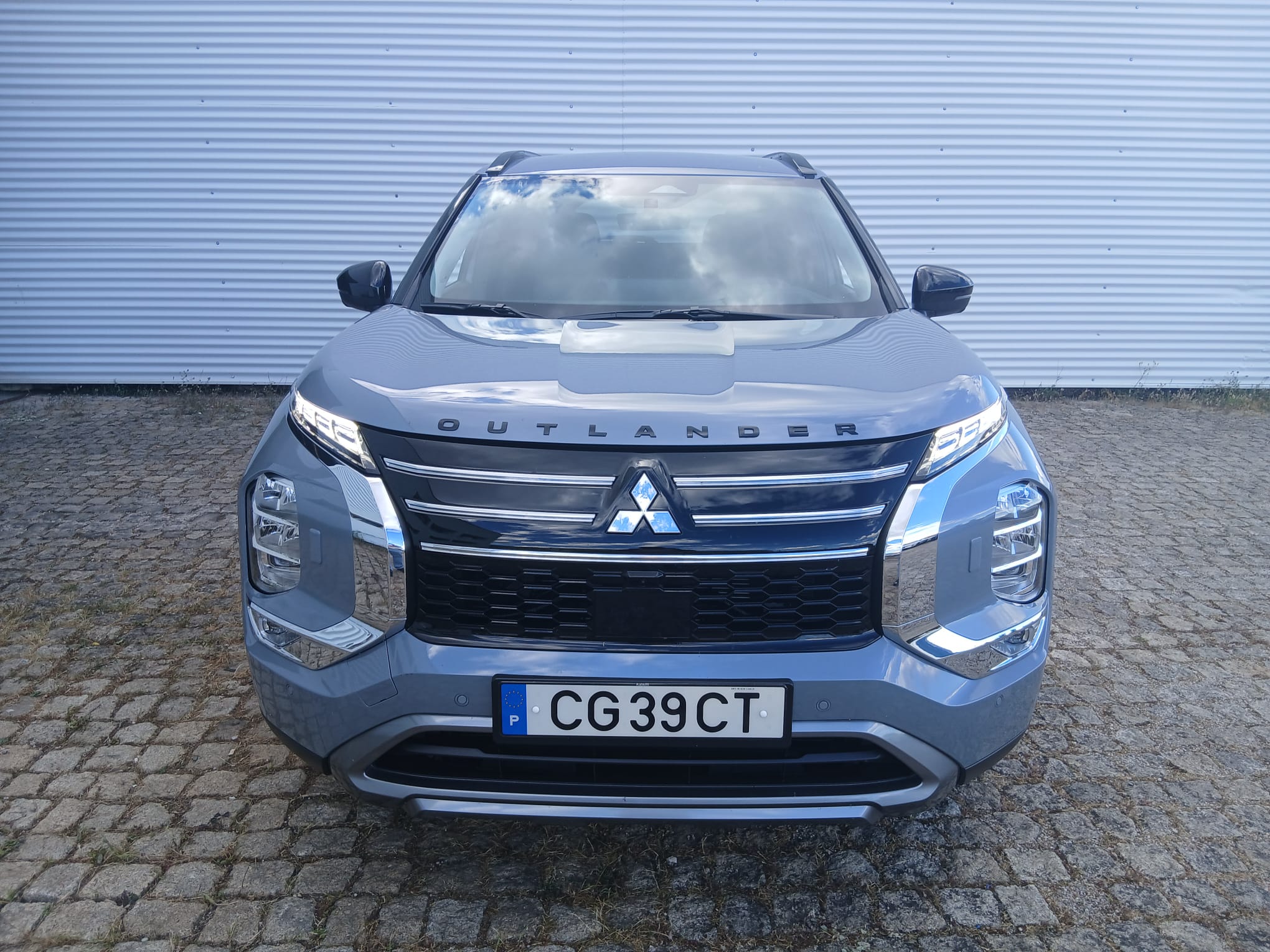 Mitsubishi Outlander Intense Phev