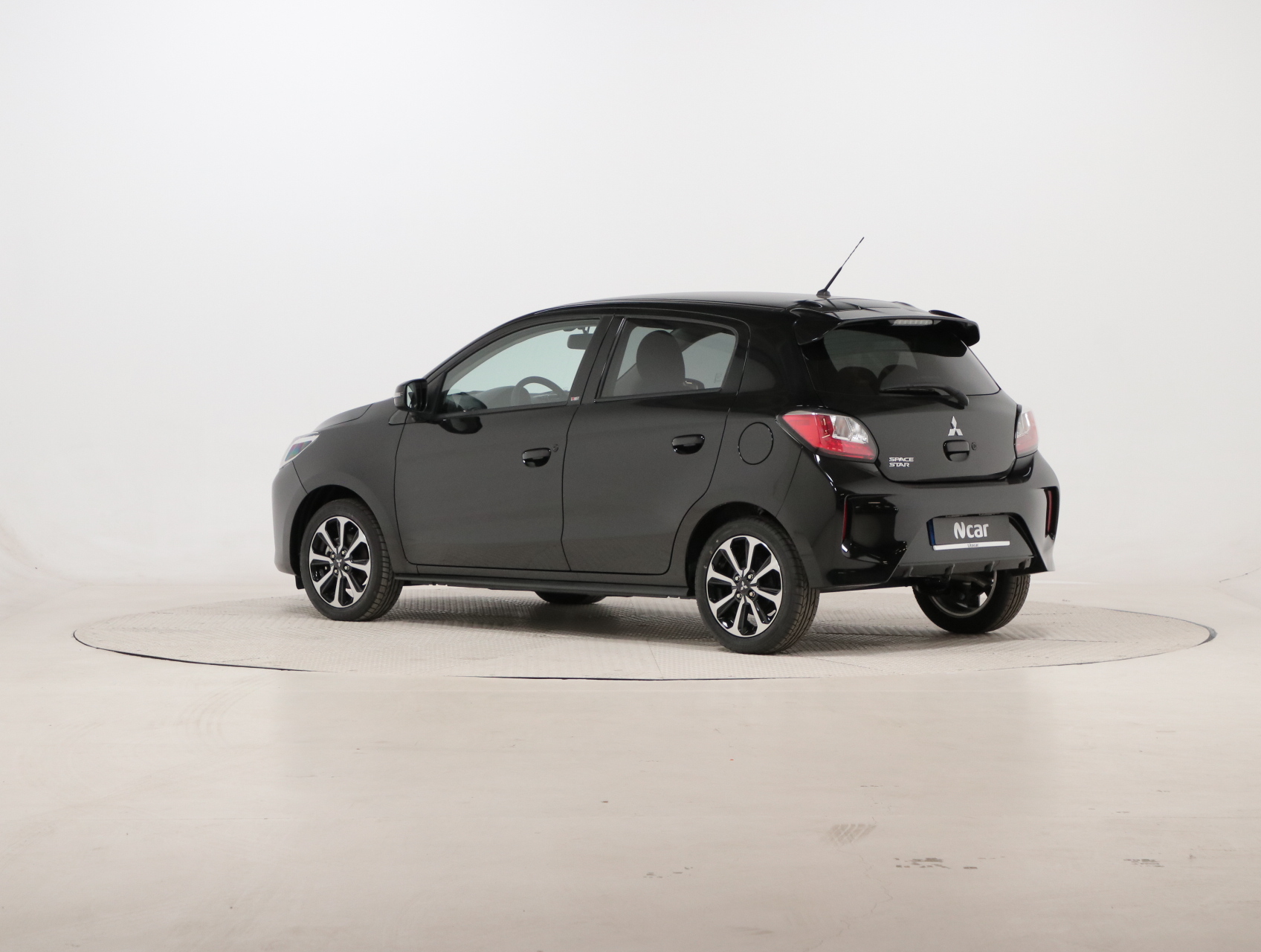 Mitsubishi Space Star Connect Edition