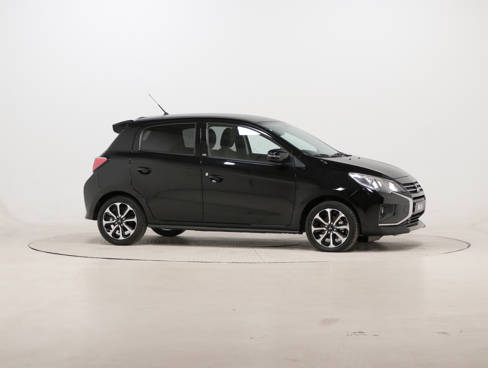 Mitsubishi Space Star Connect Edition