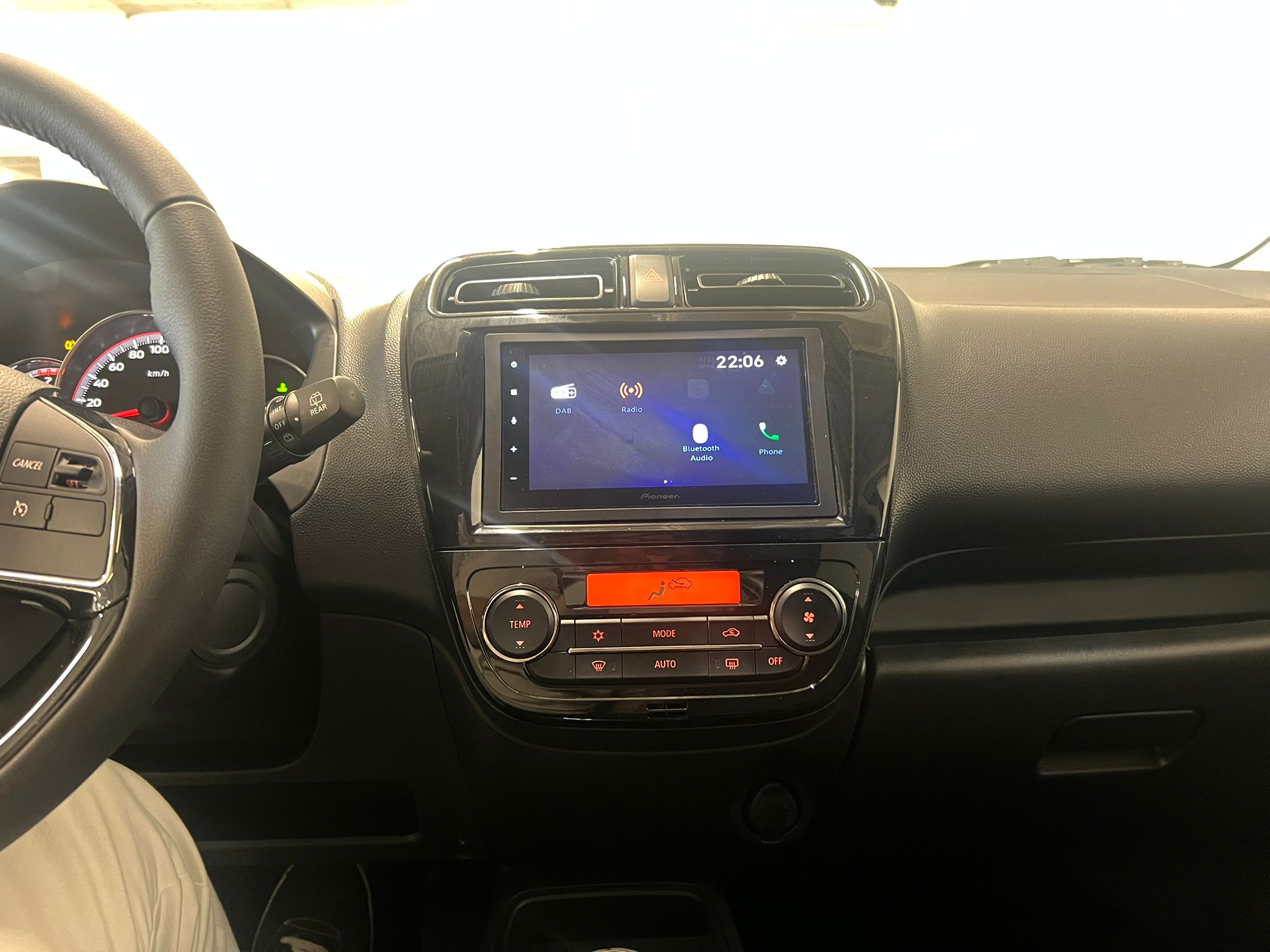 Mitsubishi Space Star Connect Edition