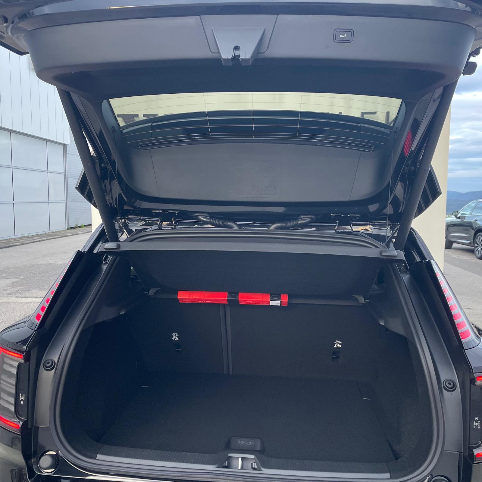 Volvo EX30 Black Edition