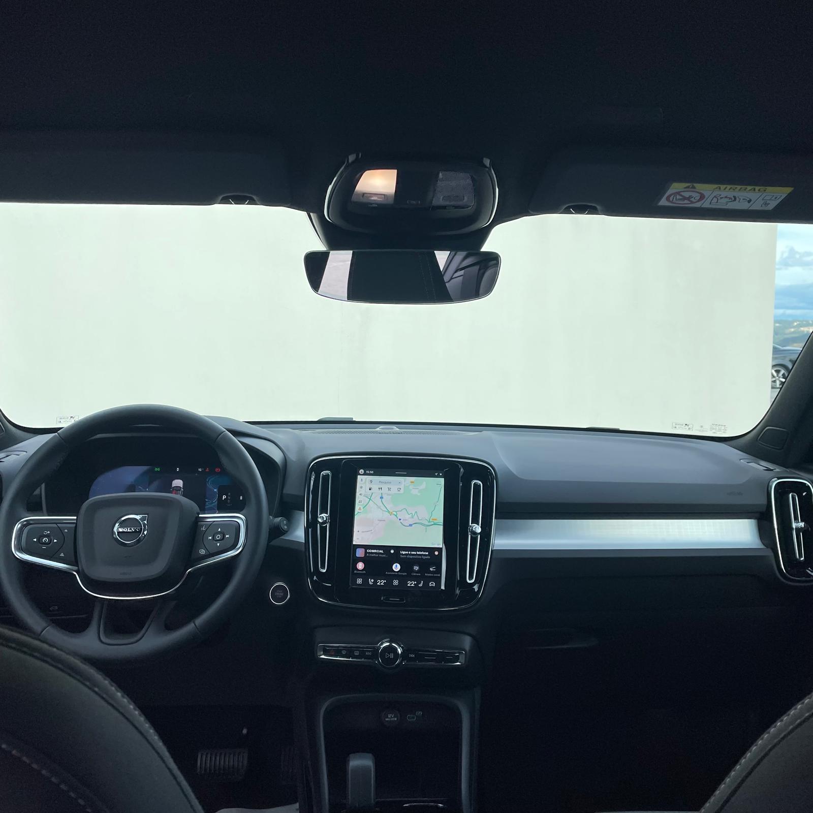 Volvo XC40 Plus Dark