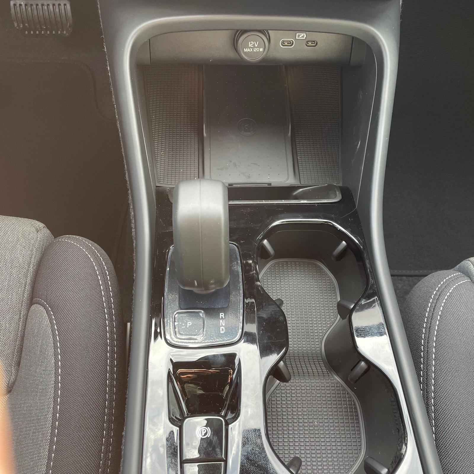 Volvo XC40 Plus Dark