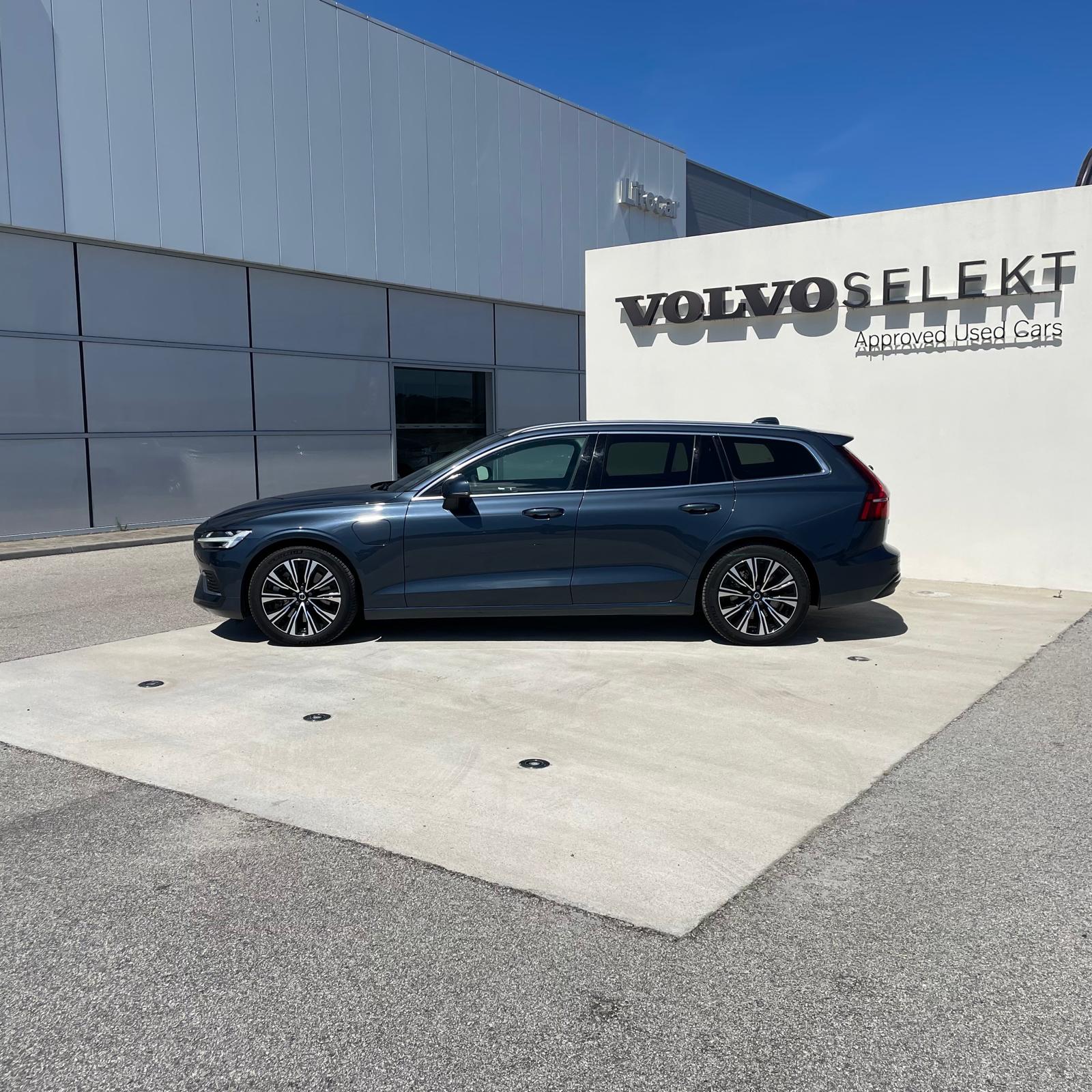 Volvo V60 Plus Bright