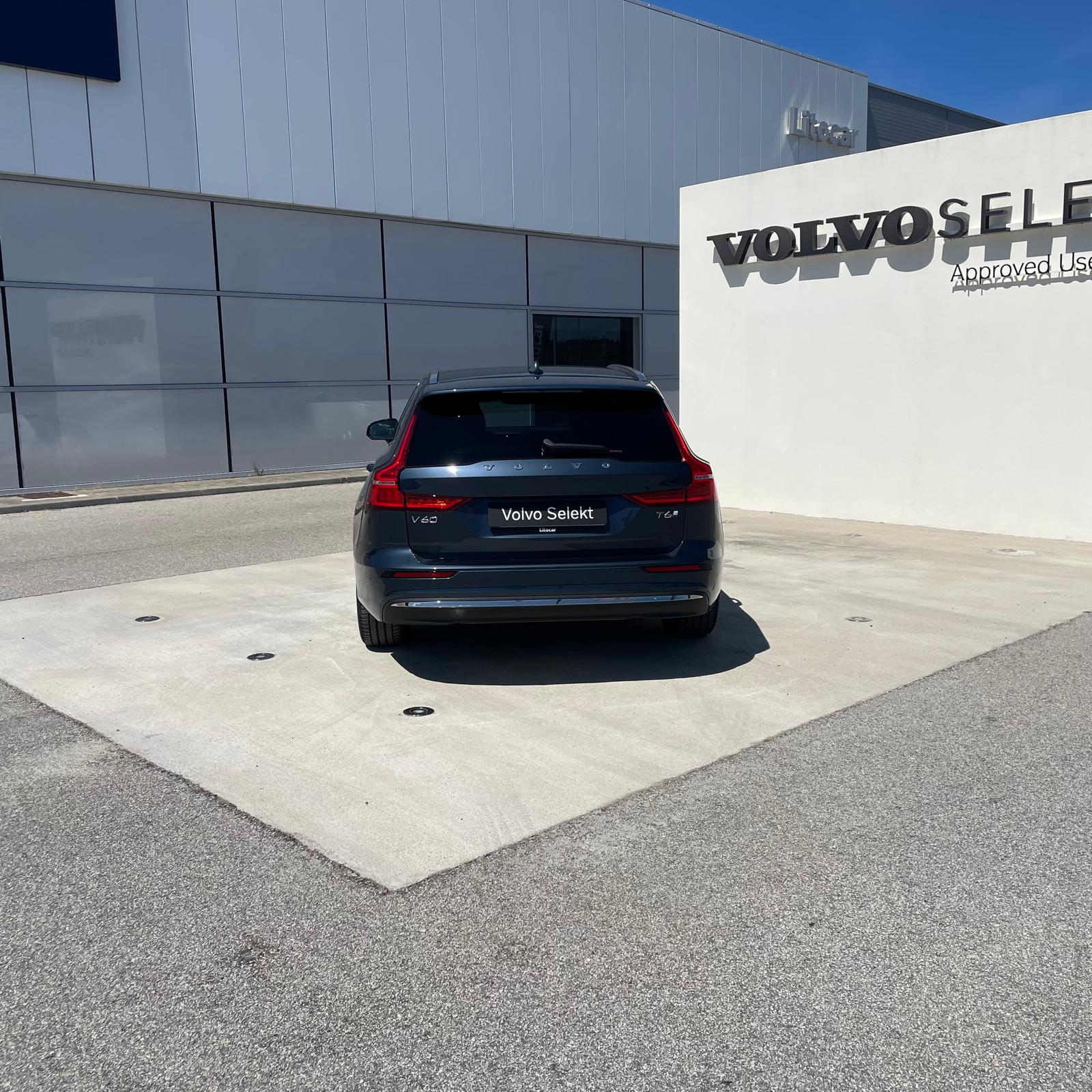 Volvo V60 Plus Bright