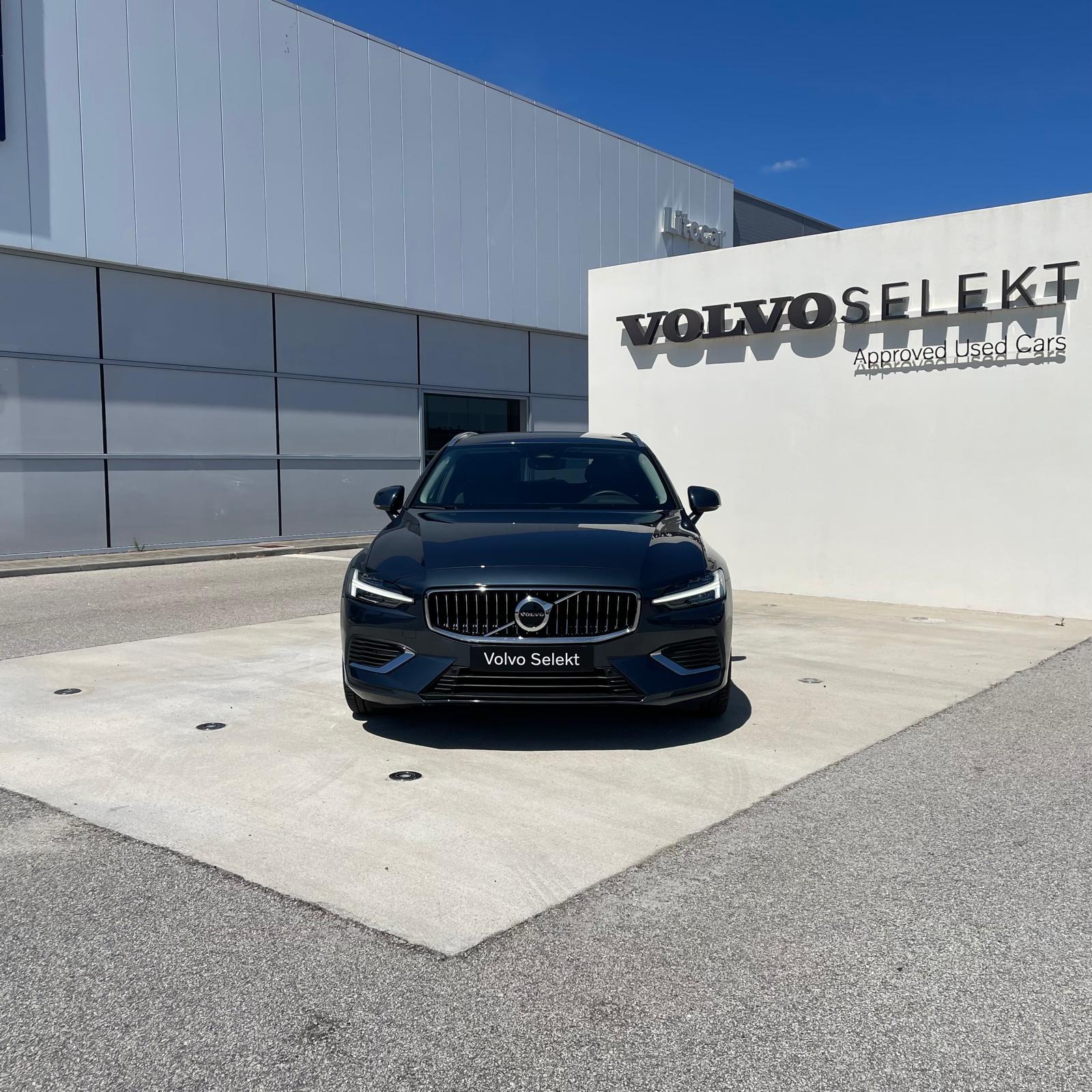 Volvo V60 Plus Bright