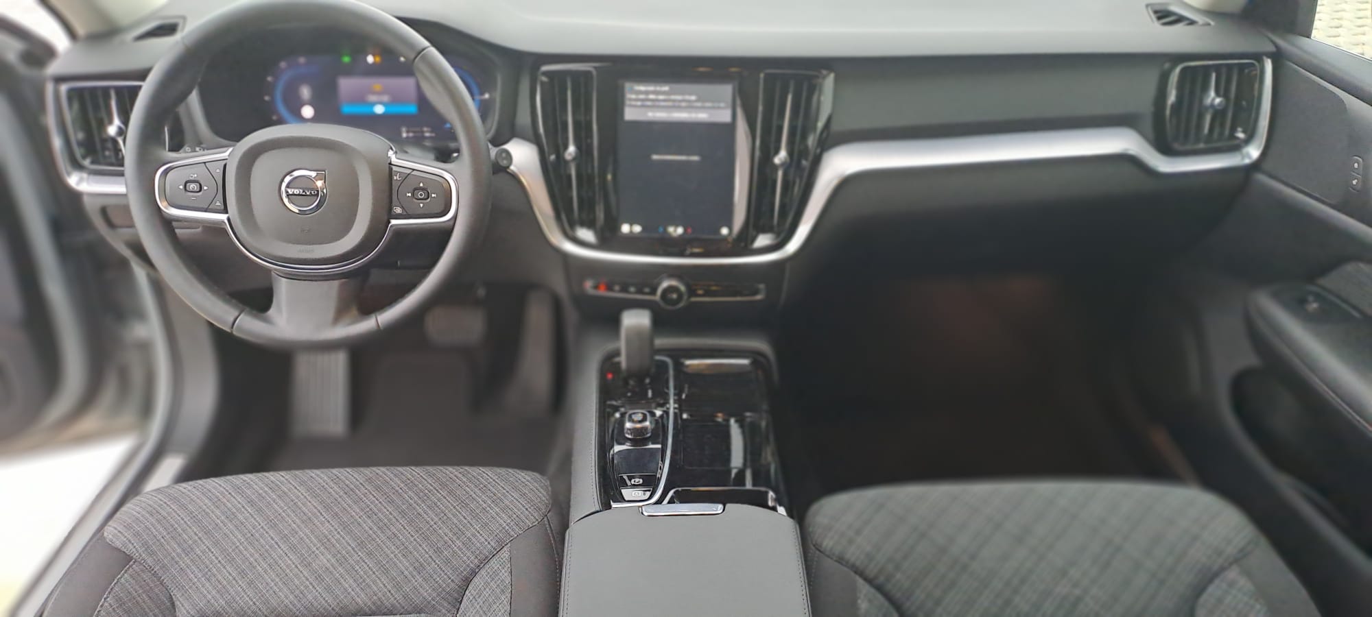 Volvo V60 Core