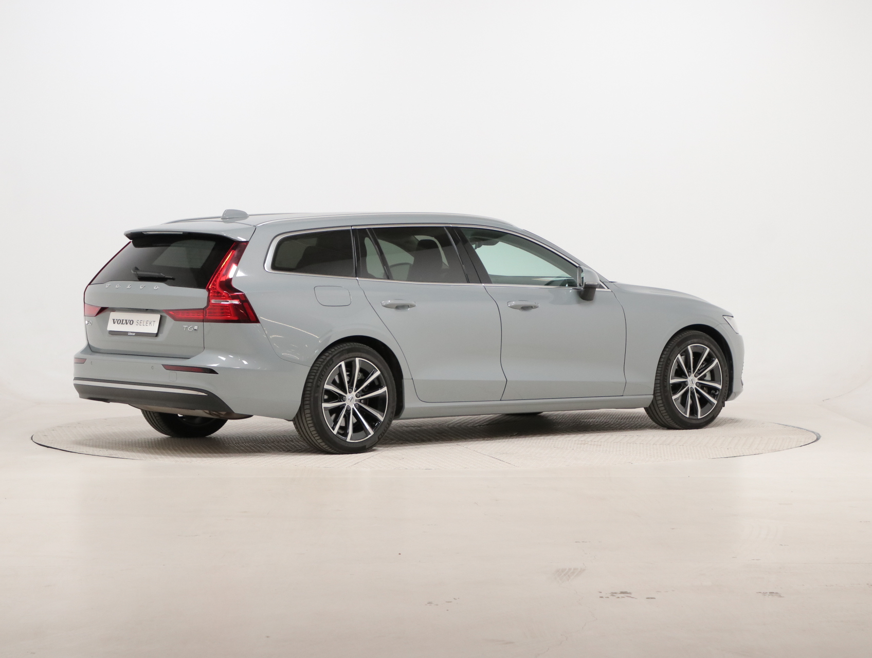 Volvo V60 Core