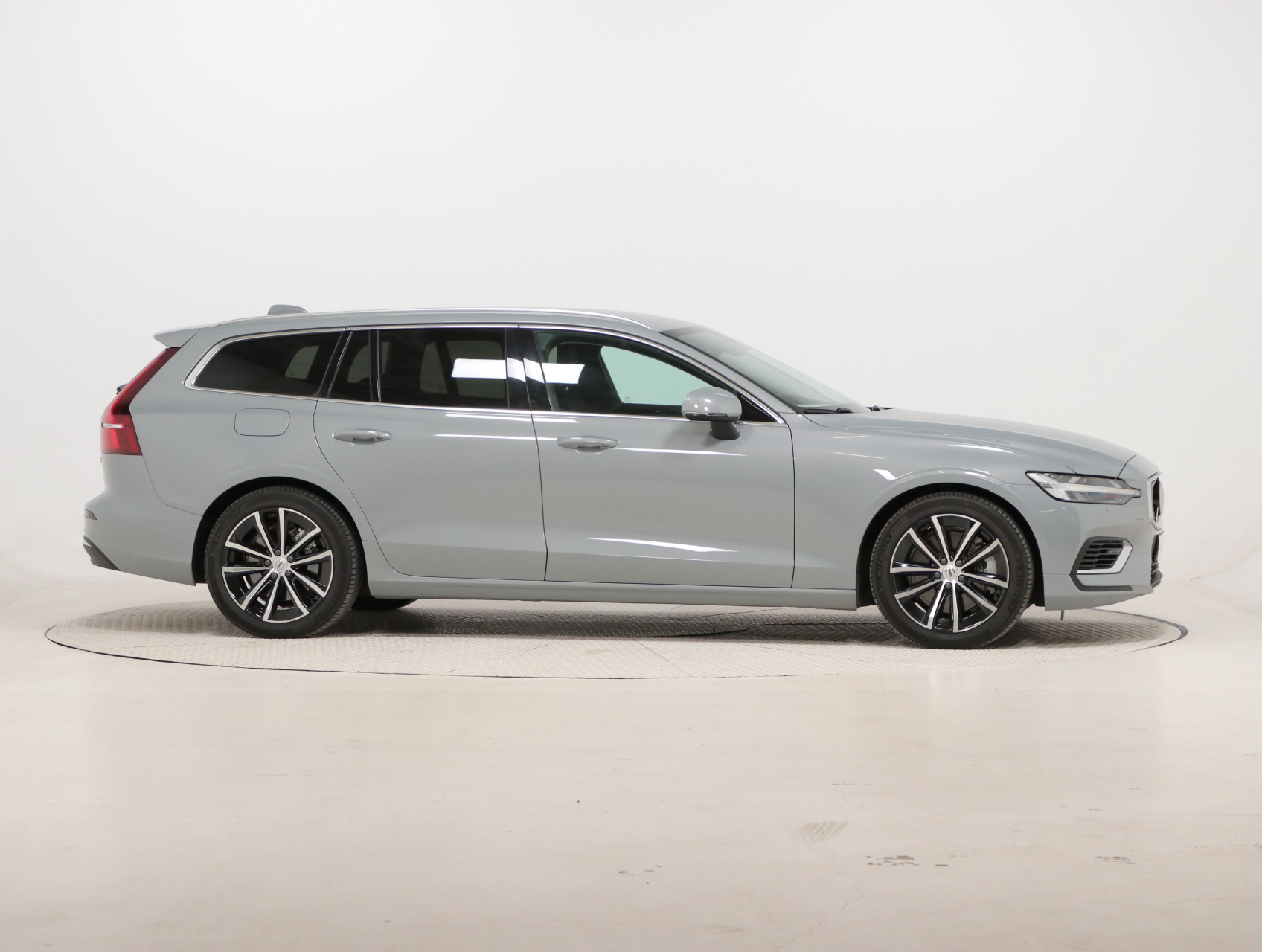 Volvo V60 Core