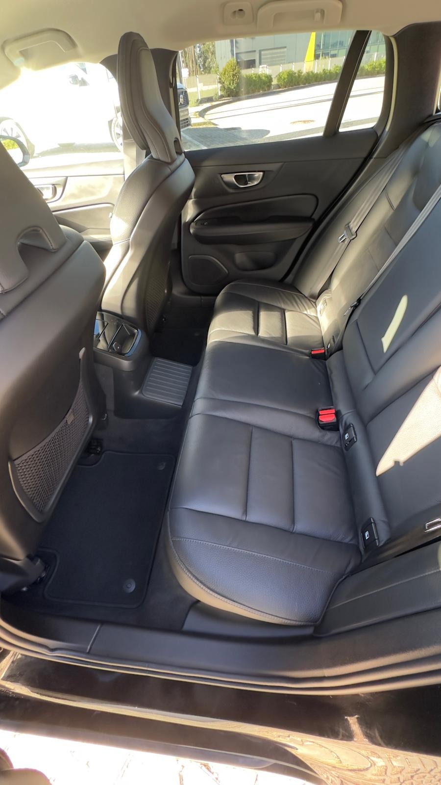 Volvo V60 Plus Dark