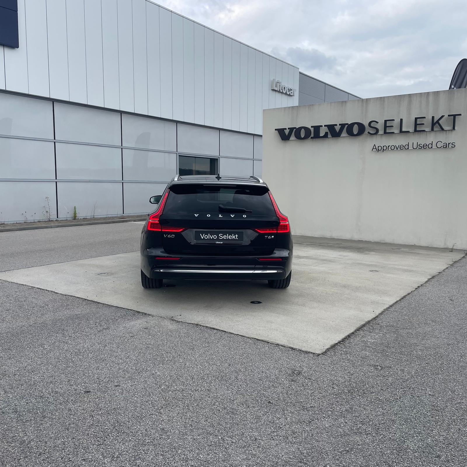 Volvo V60 Core