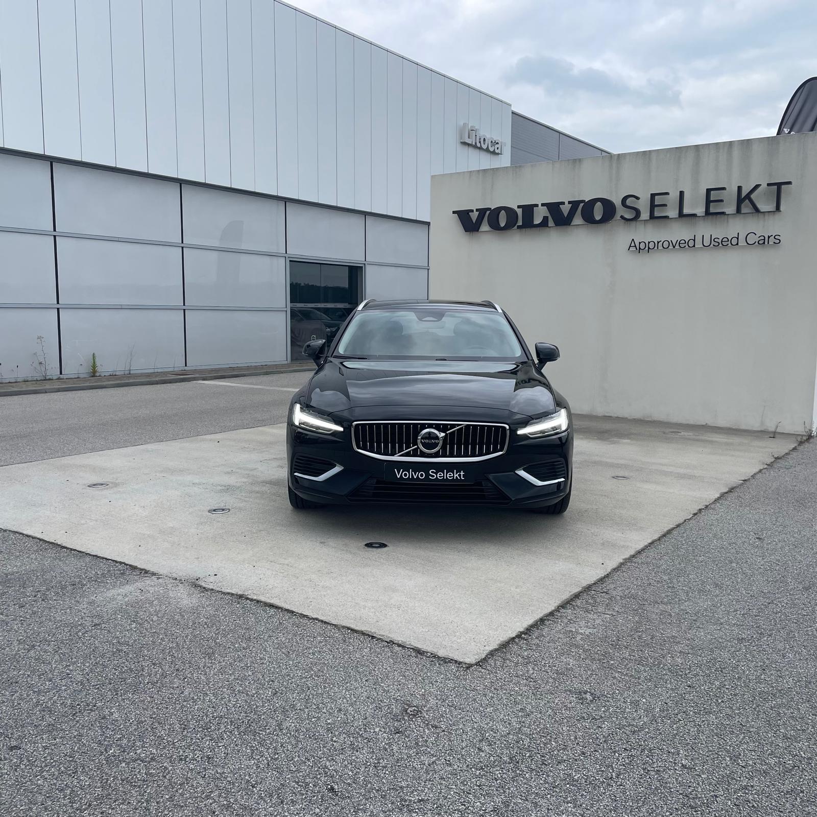 Volvo V60 Core