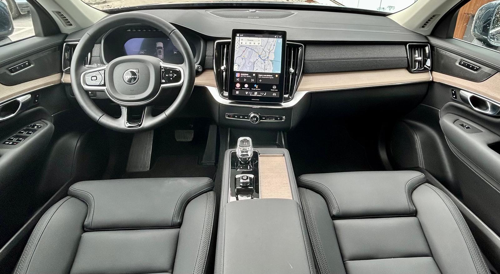 Volvo XC90 Plus Bright